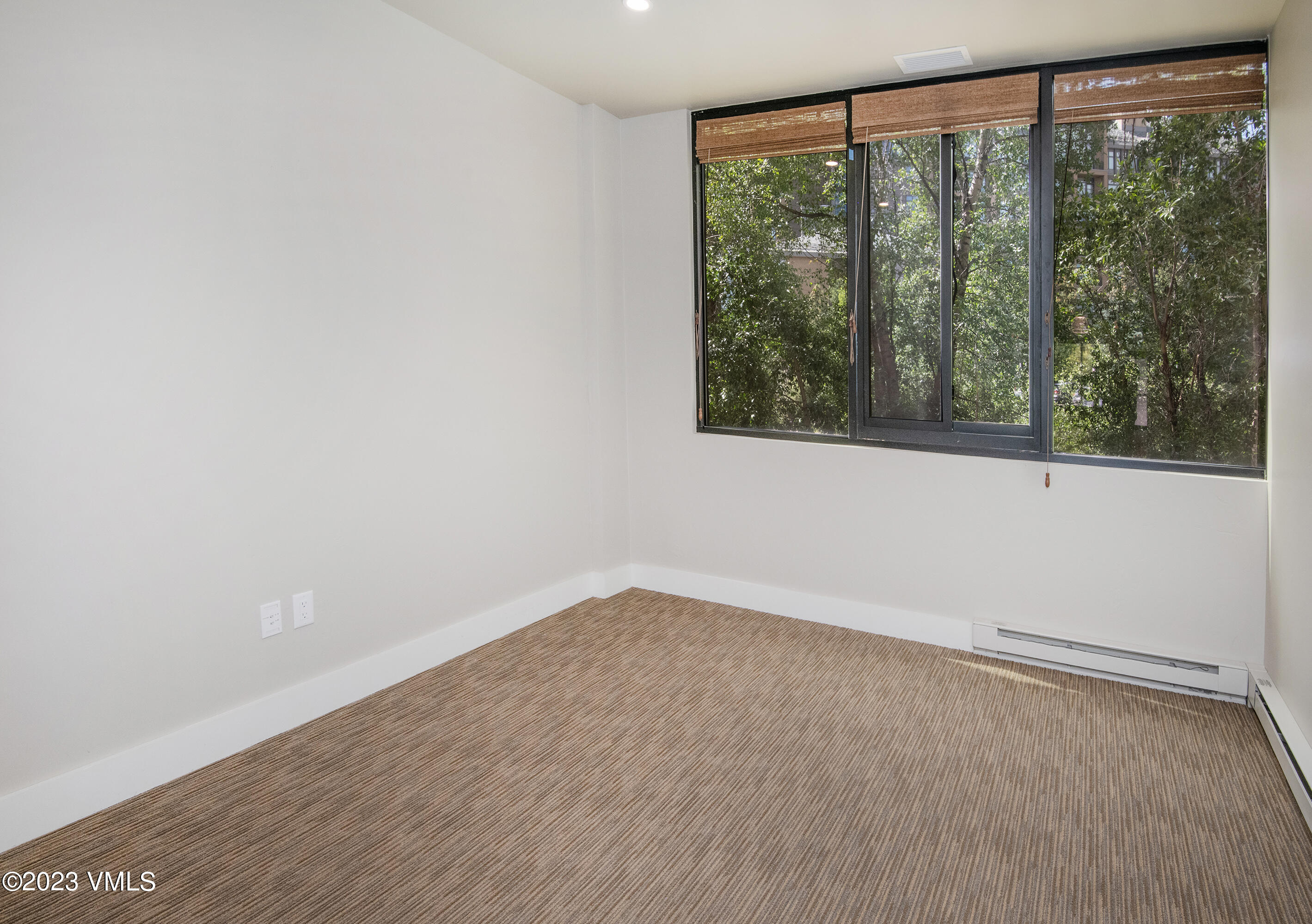 90 Benchmark Road, 102 And 103 Property Photo 10