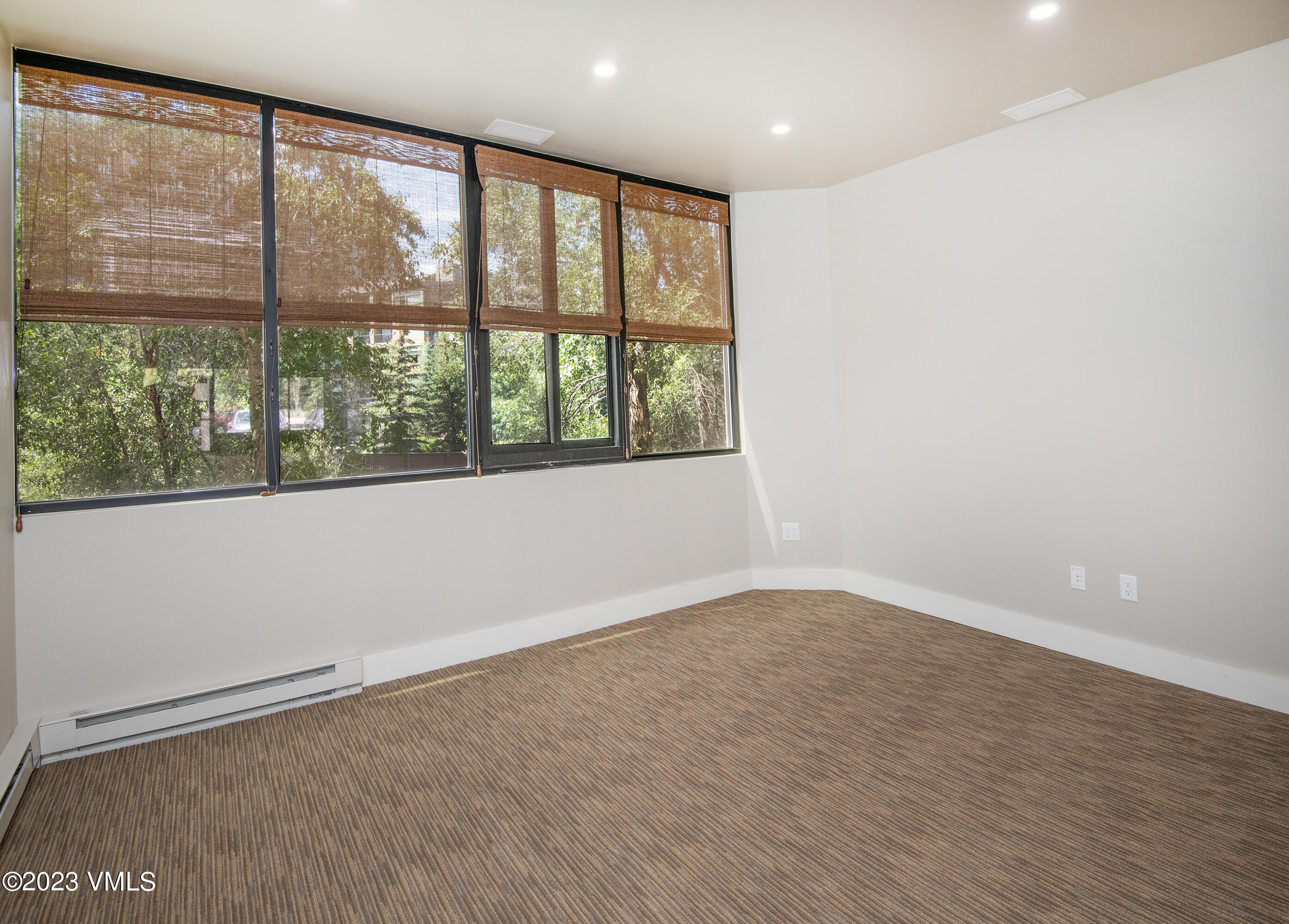 90 Benchmark Road, 102 And 103 Property Photo 12