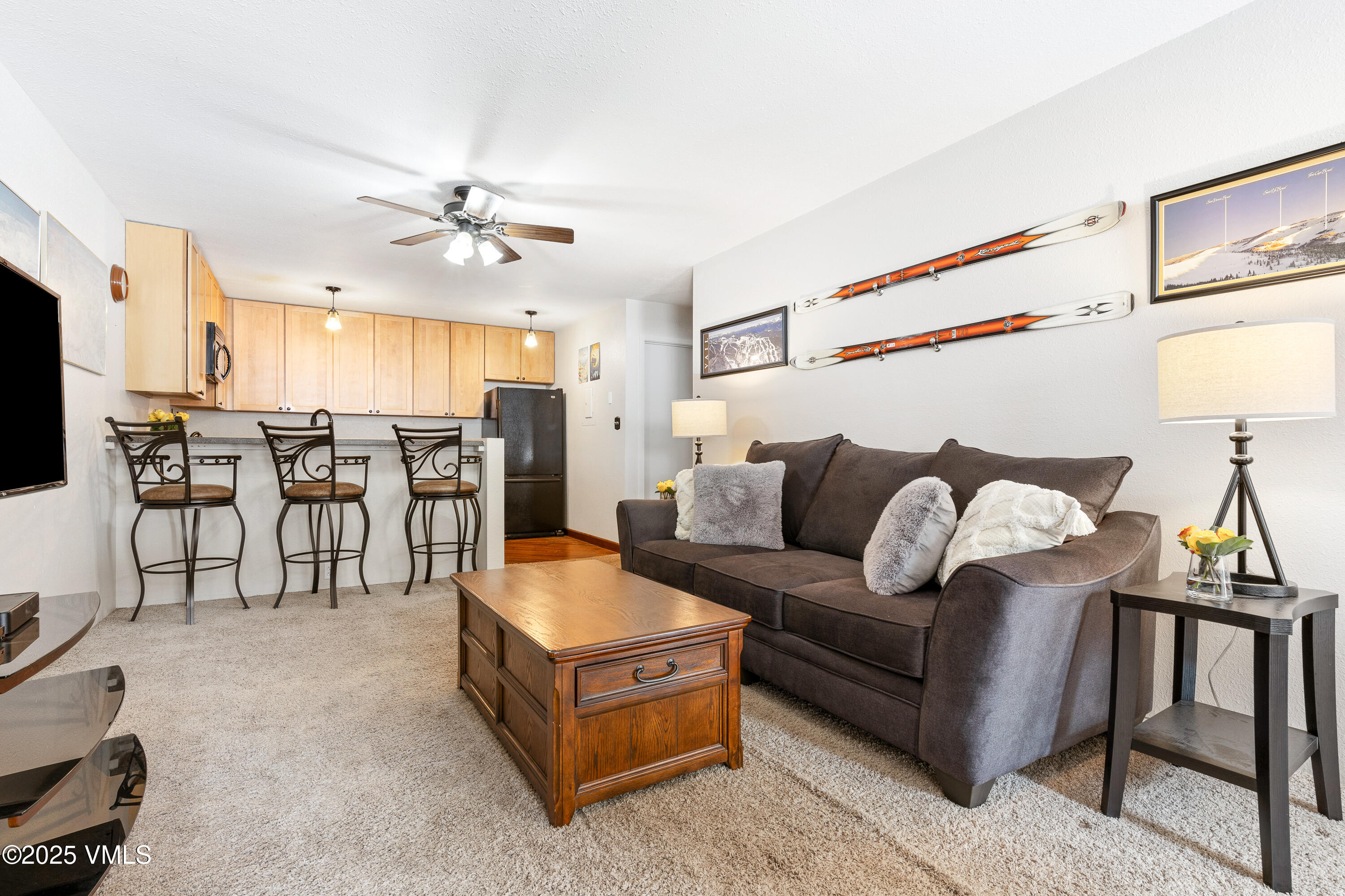 3931 Bighorn, 5-e Property Photo 8