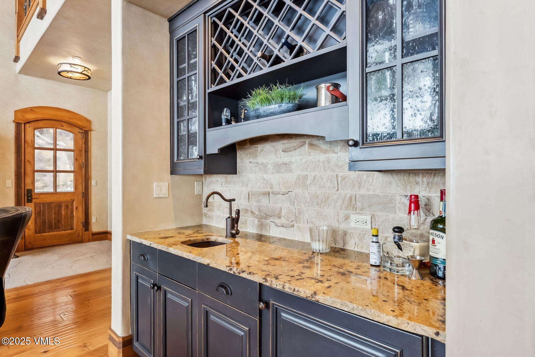 102 Village Walk Property Photo 12