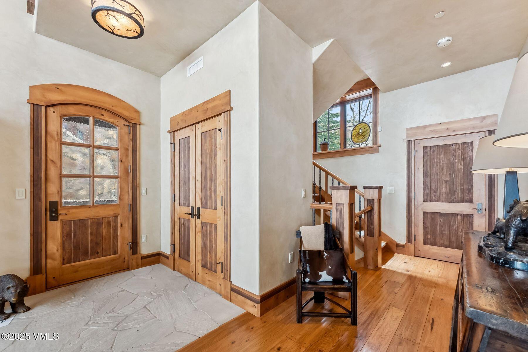 102 Village Walk Property Photo 25