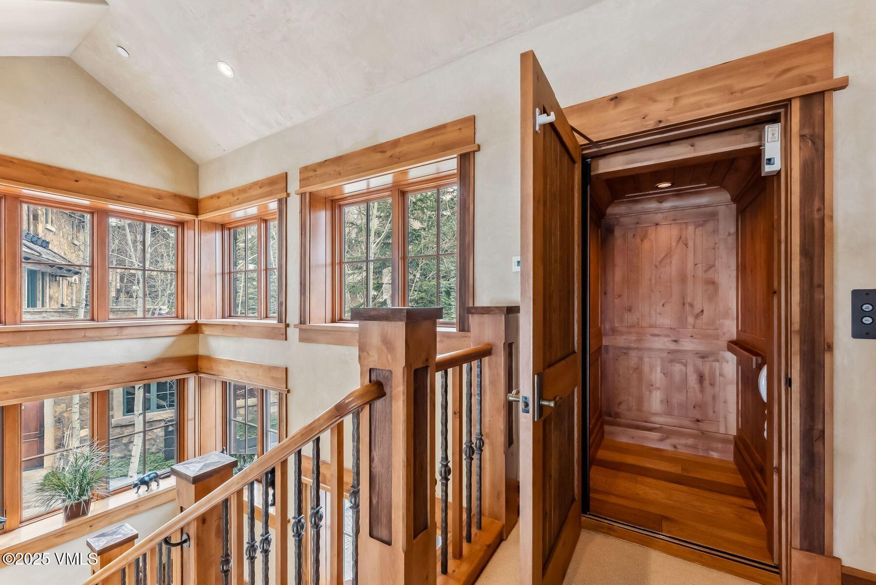 102 Village Walk Property Photo 30