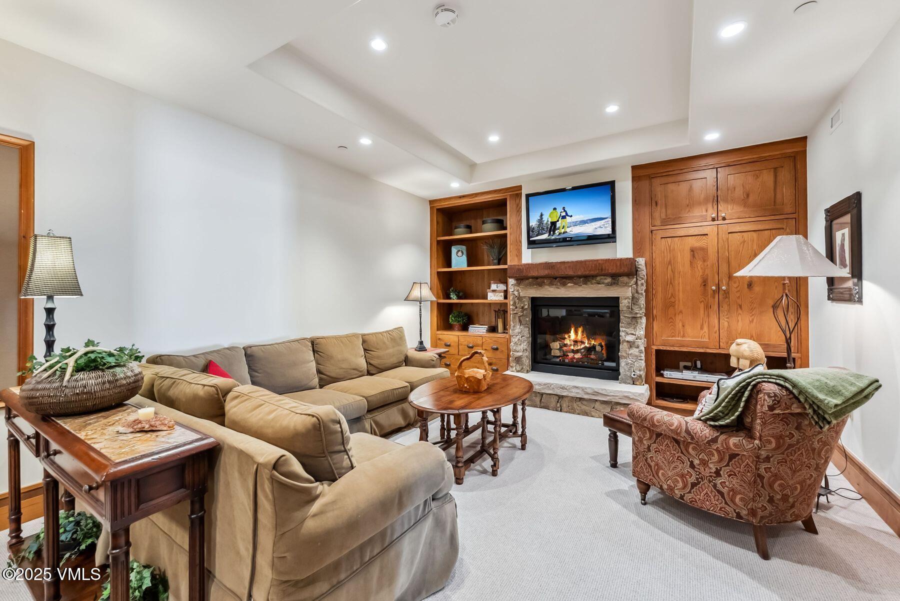 102 Village Walk Property Photo 36