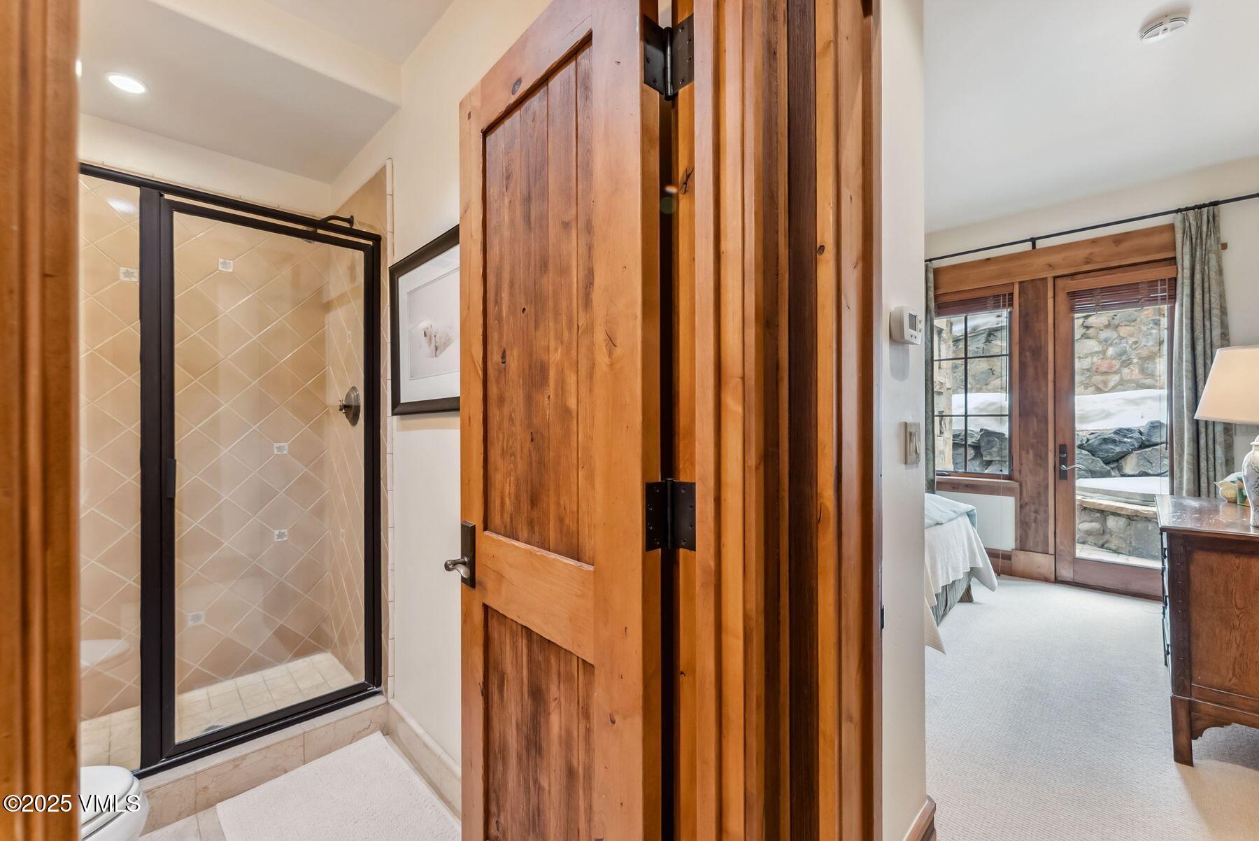102 Village Walk Property Photo 44