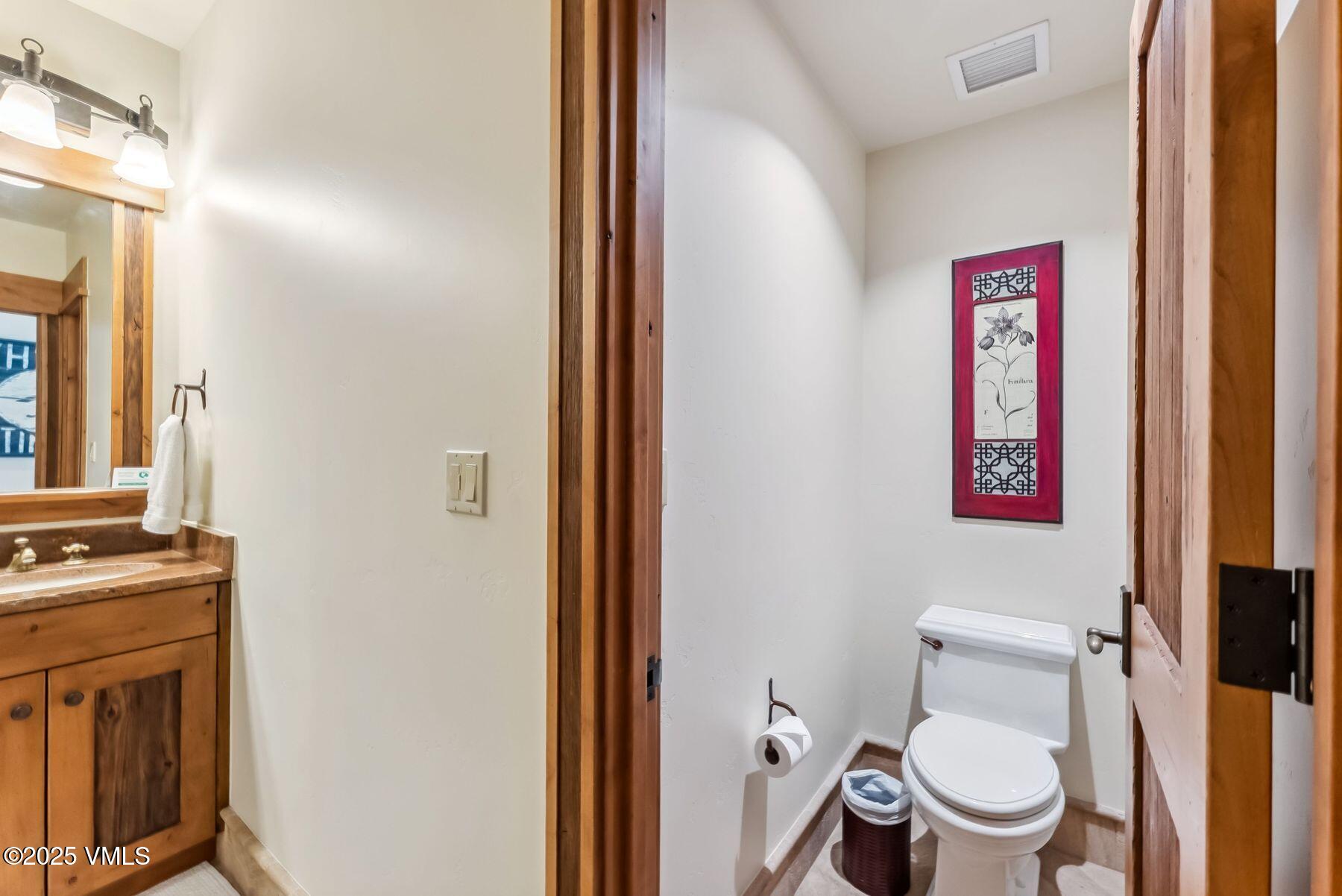 102 Village Walk Property Photo 53