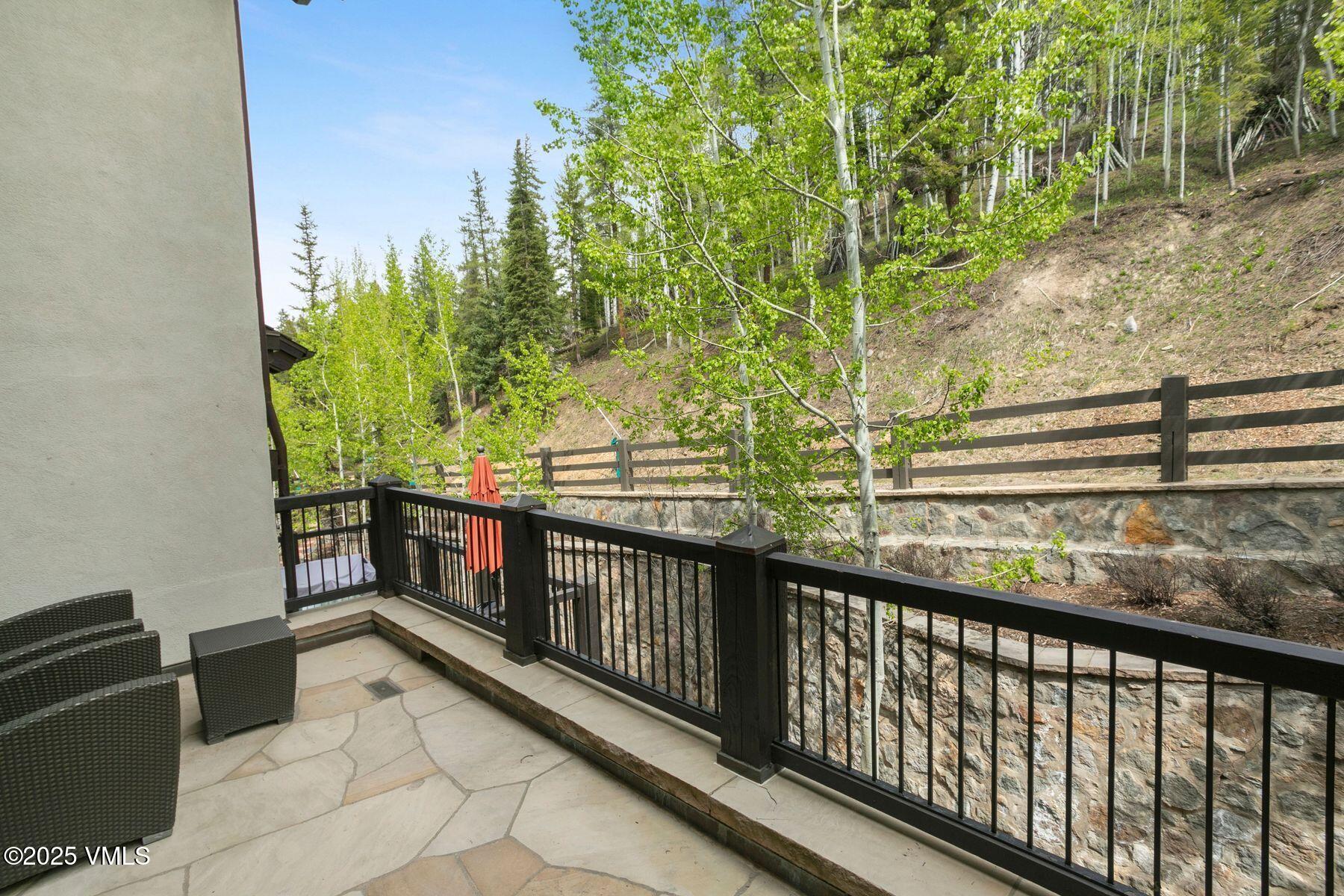 102 Village Walk Property Photo 82