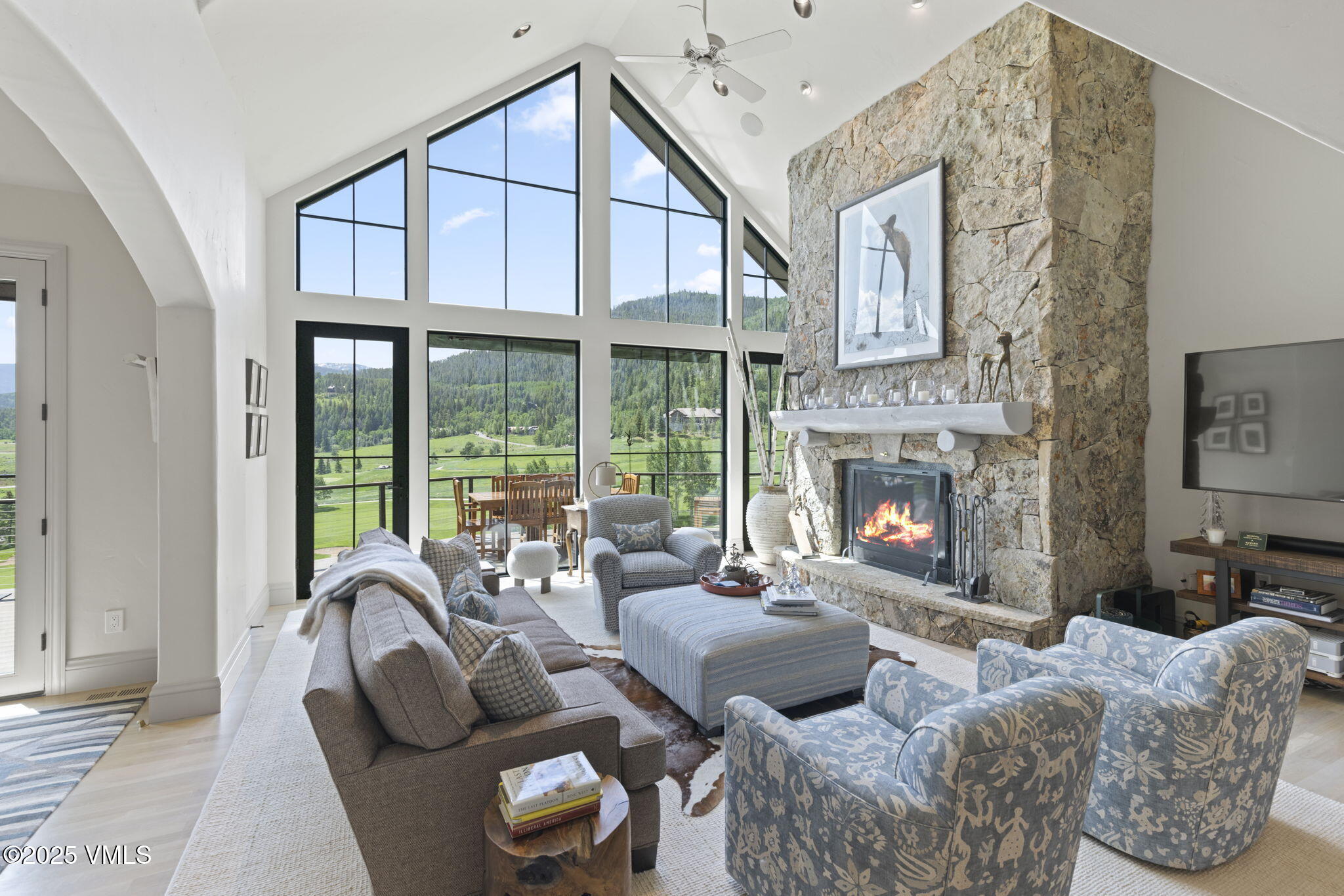 50 Bermuda Drive Property Photo 1