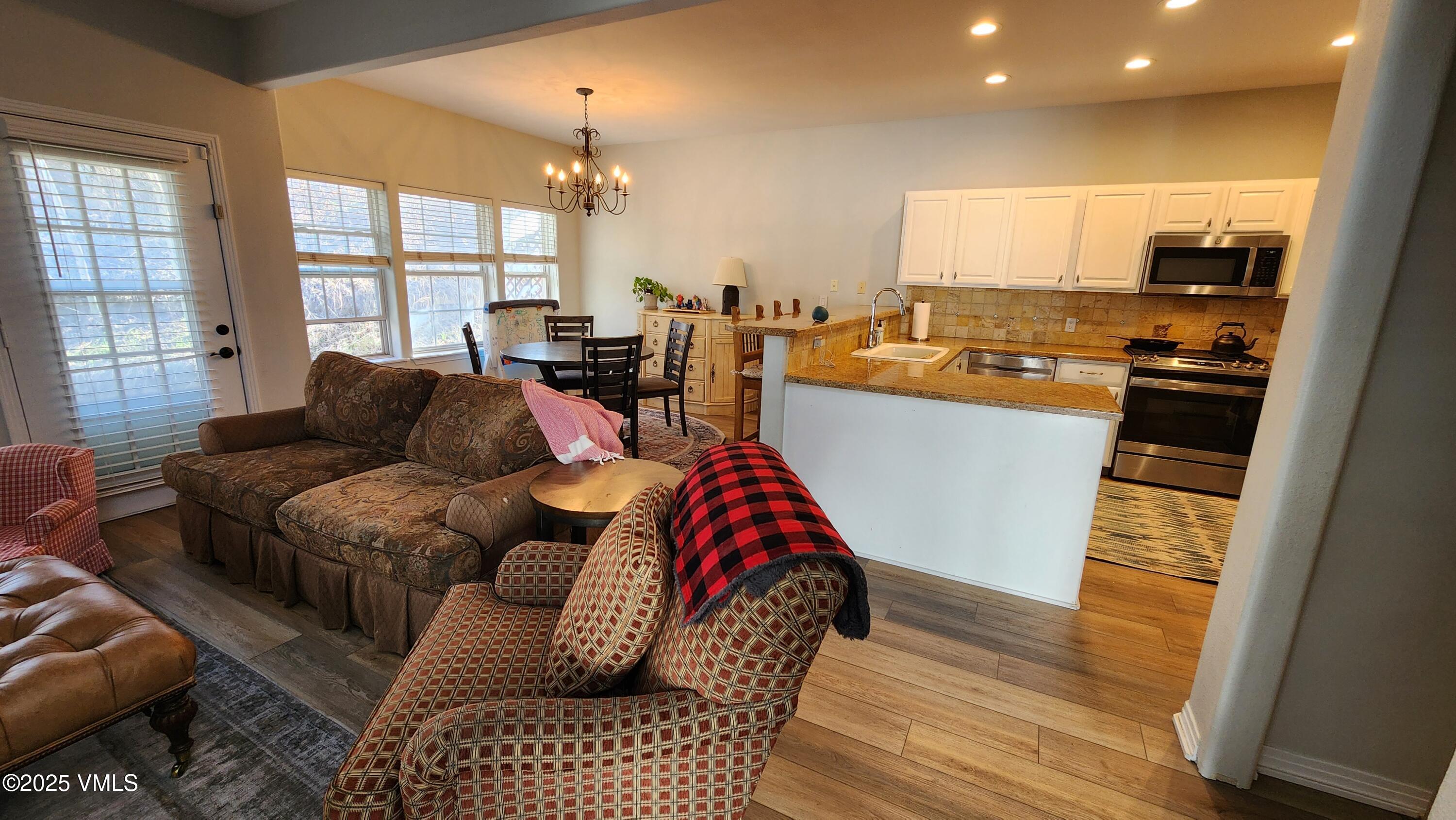 0288 Edwards Village Boulevard, 5d Property Photo 2