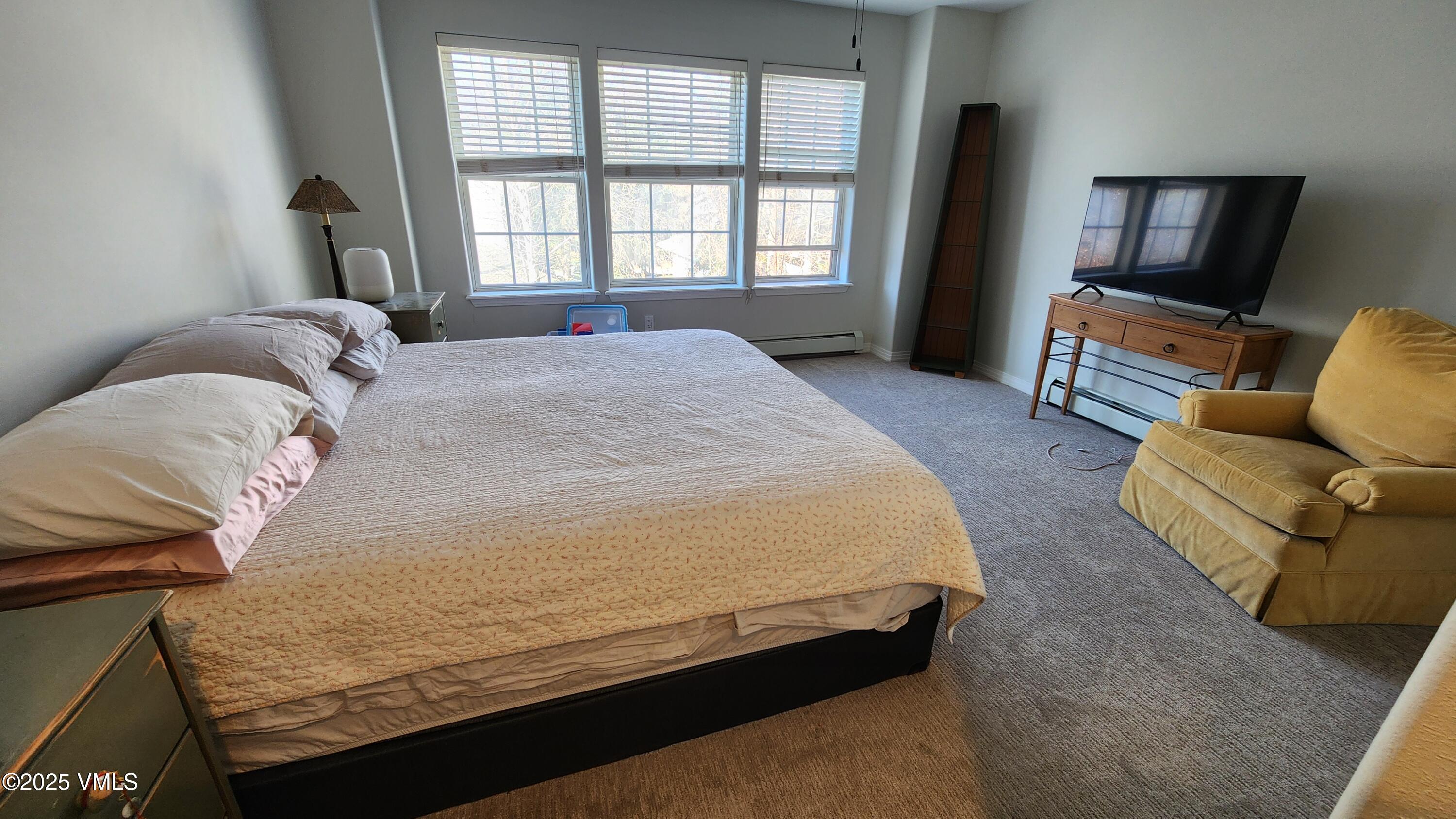 0288 Edwards Village Boulevard, 5d Property Photo 4