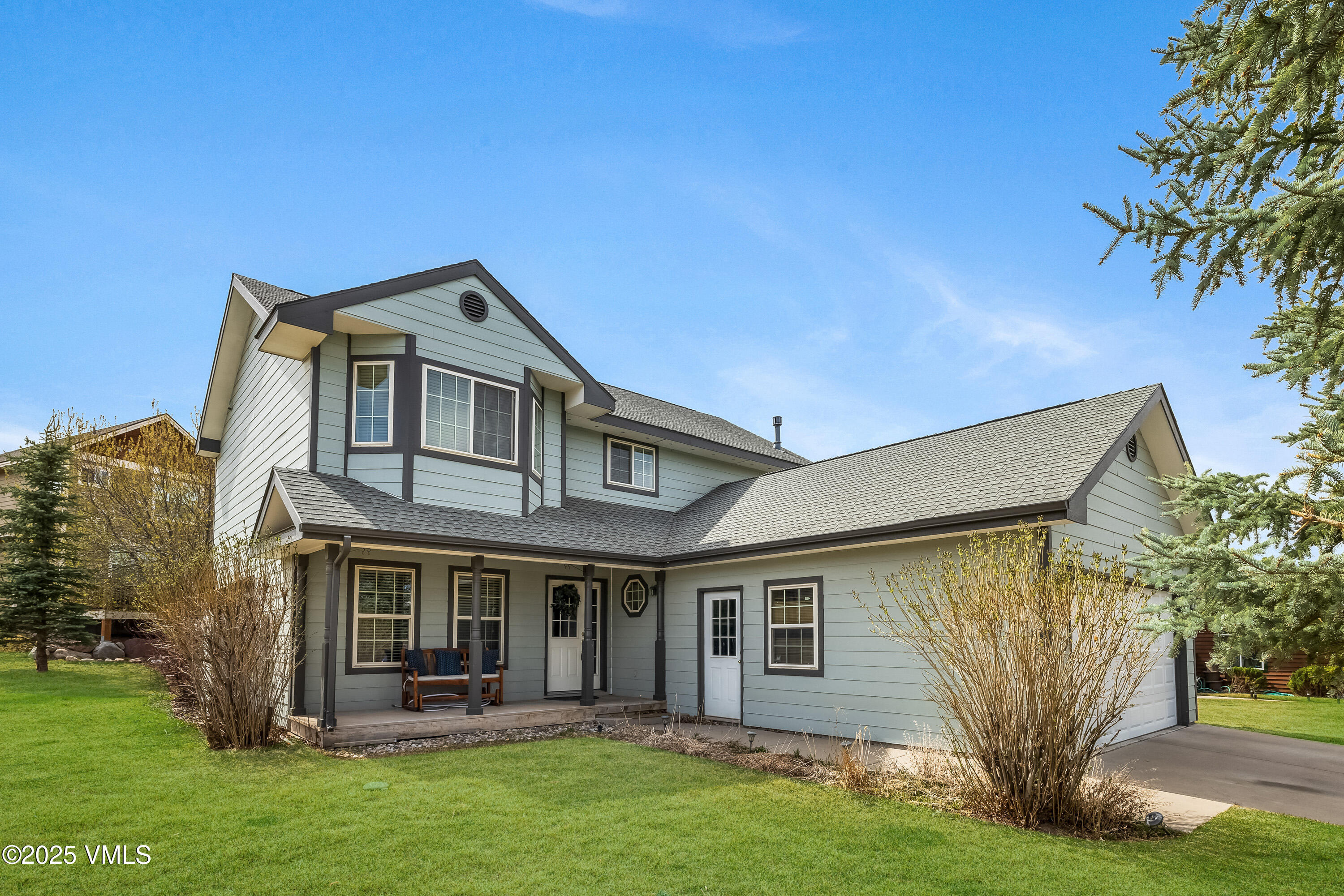 15 Spring Buck Road