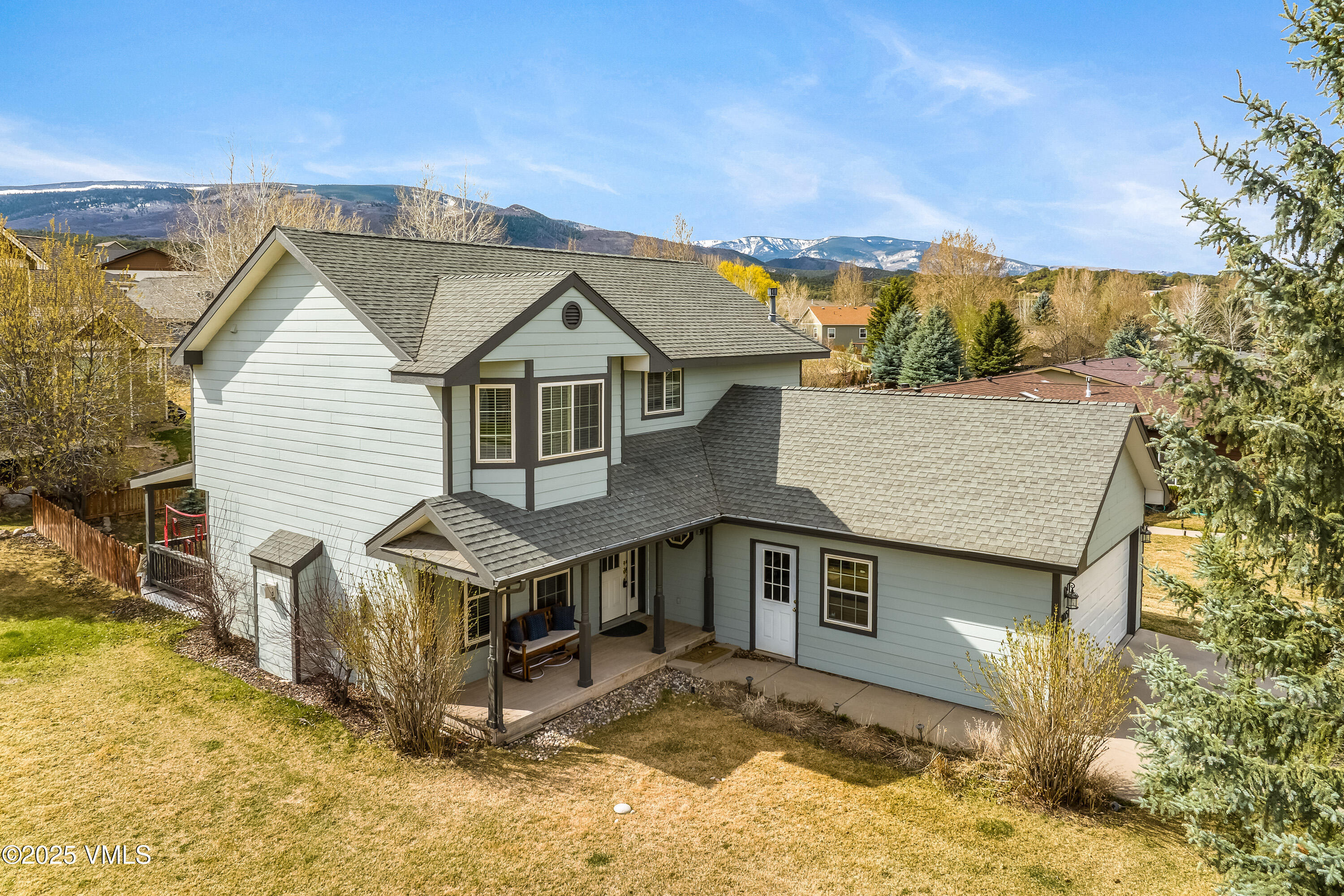 15 Spring Buck Road Property Photo 2