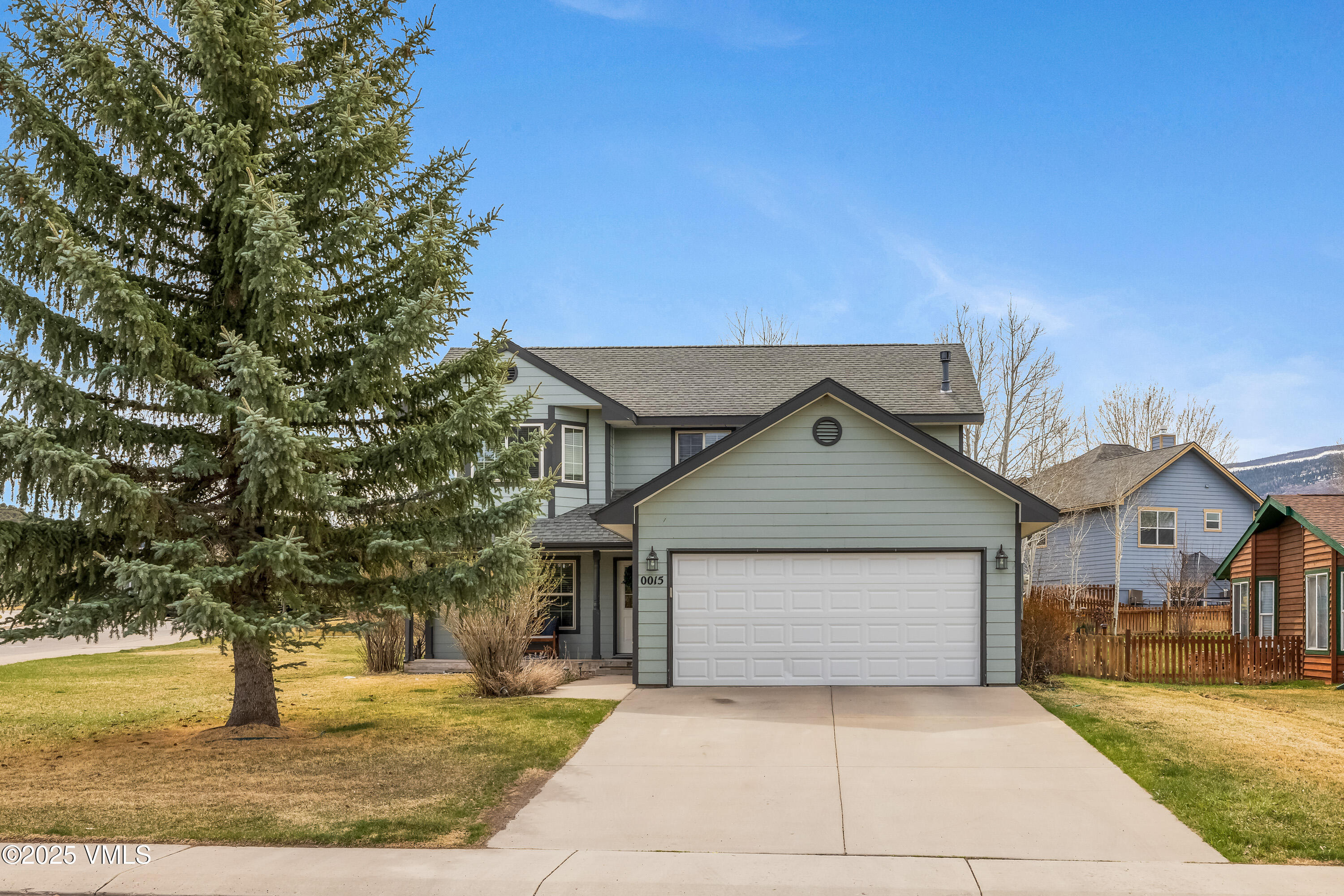 15 Spring Buck Road Property Photo 3