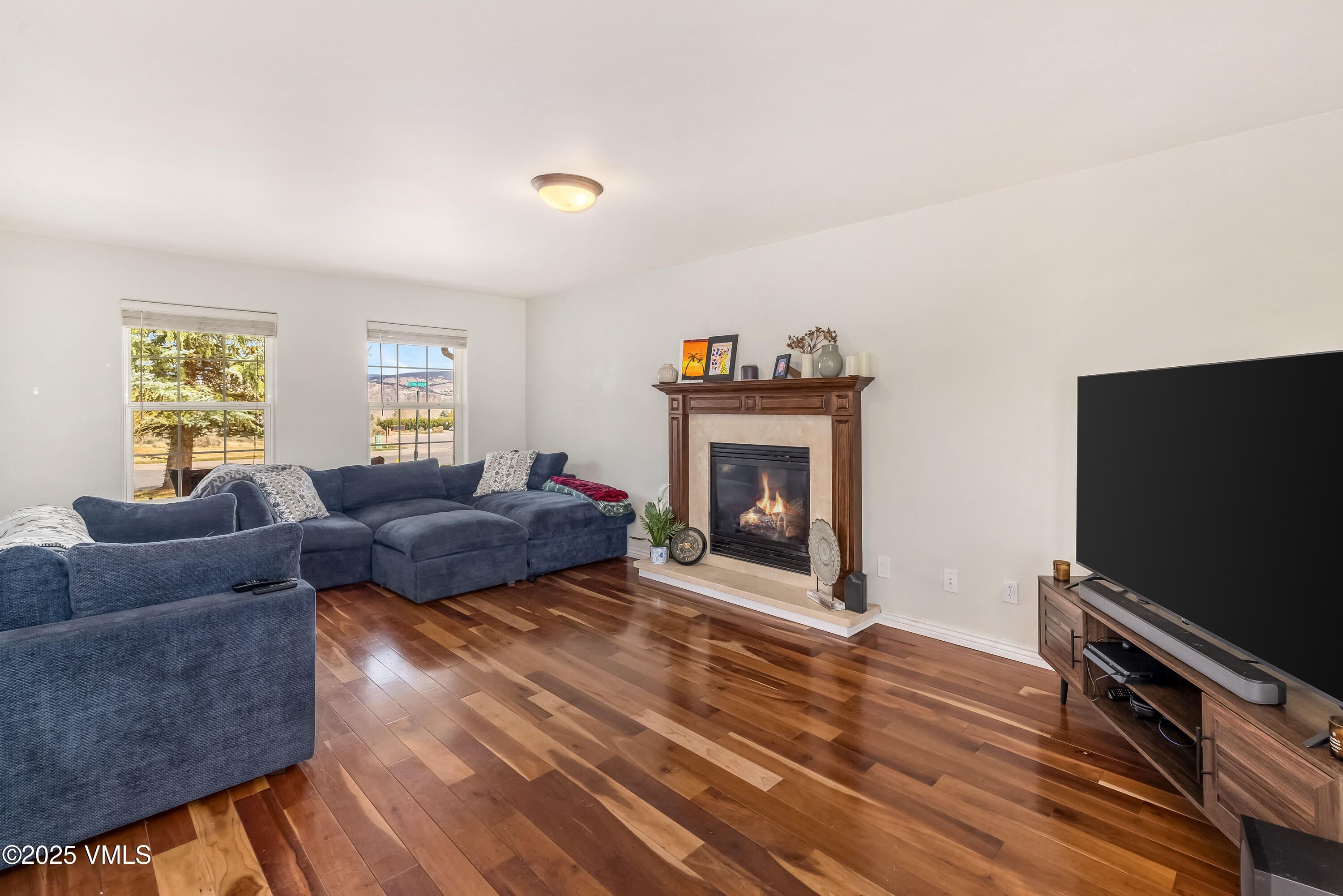 15 Spring Buck Road Property Photo 8
