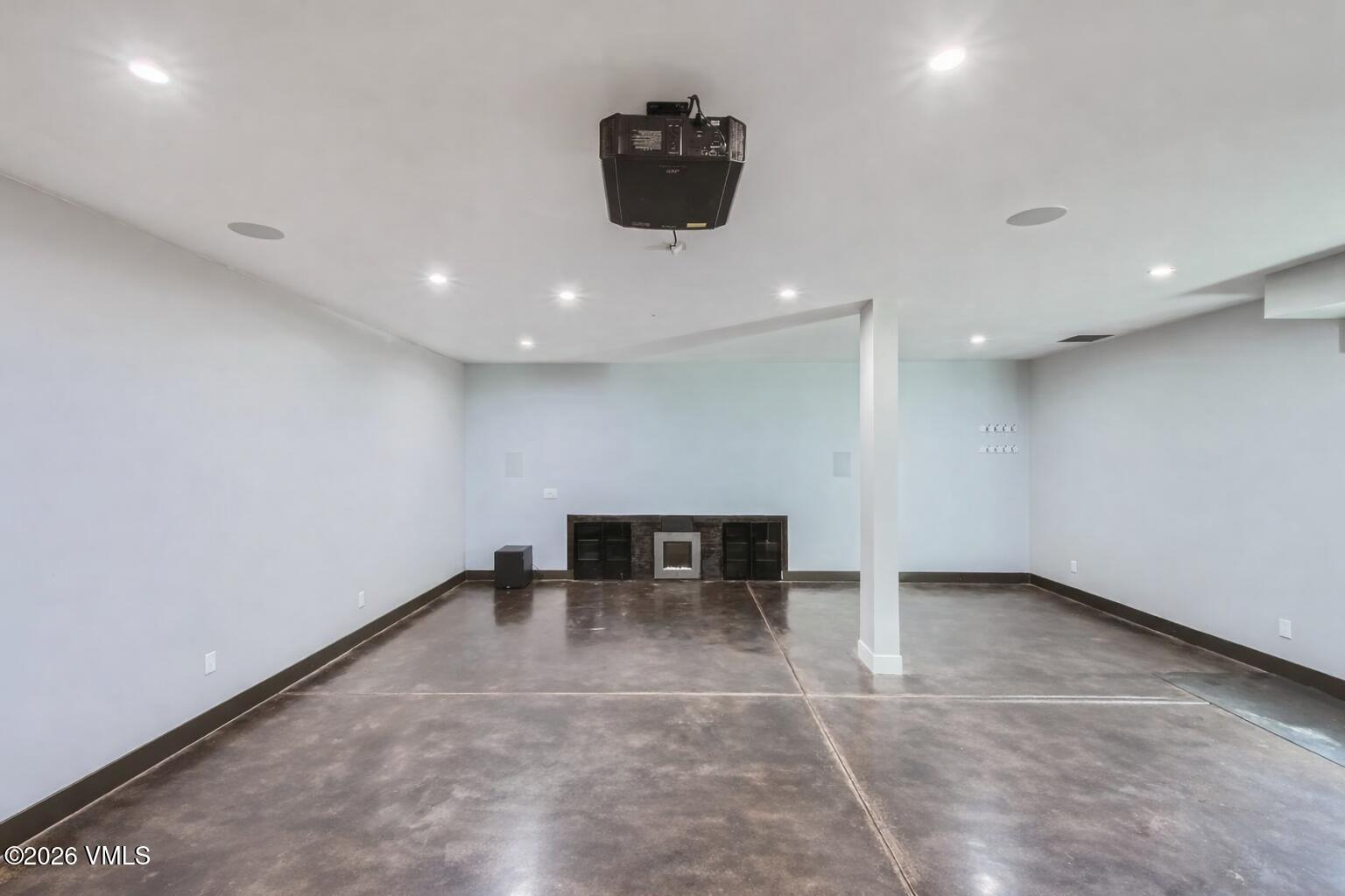 116 Thresher Court Property Photo 35