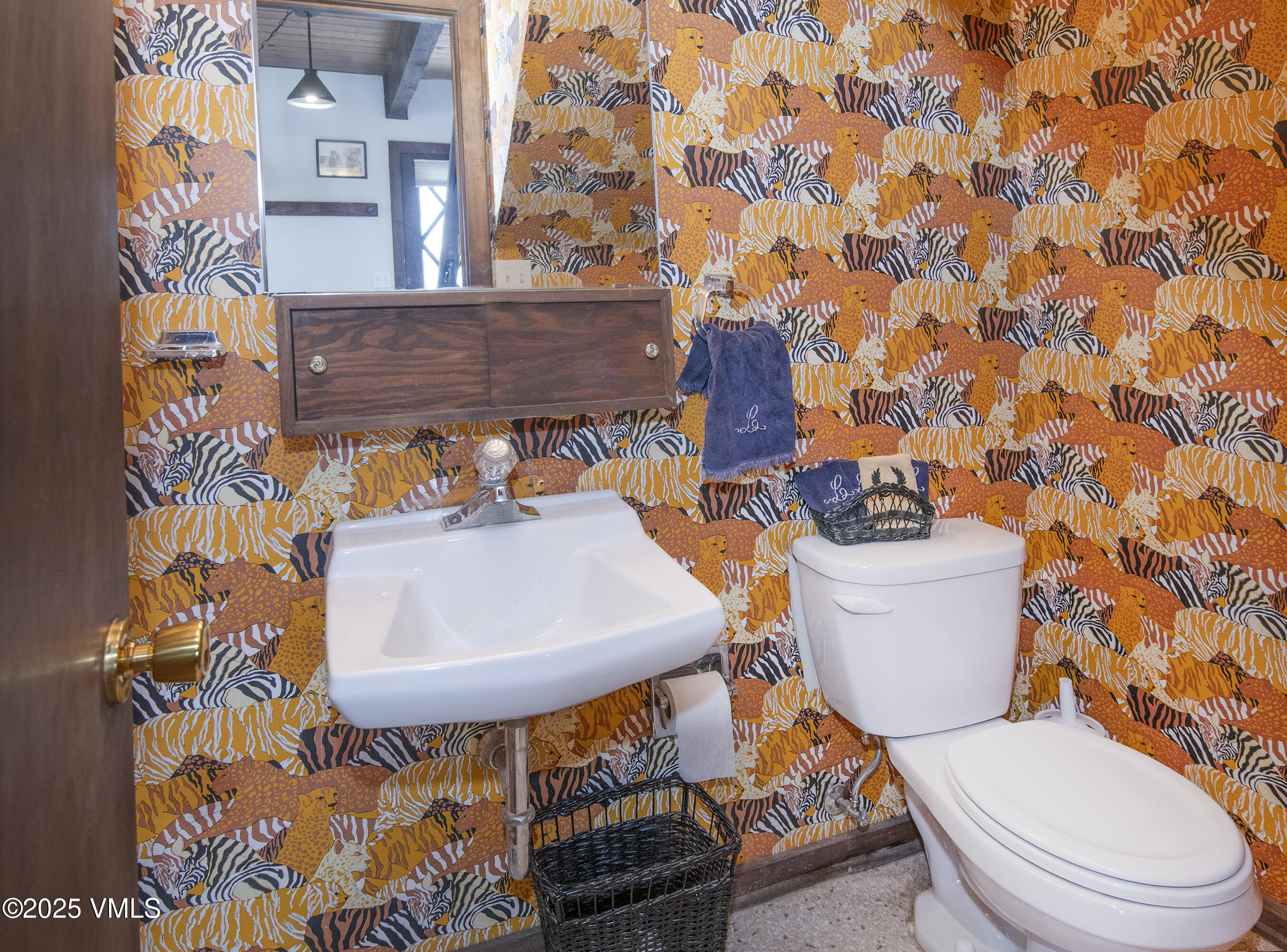 2469 Chamonix Lane, E1 Property Photo 13
