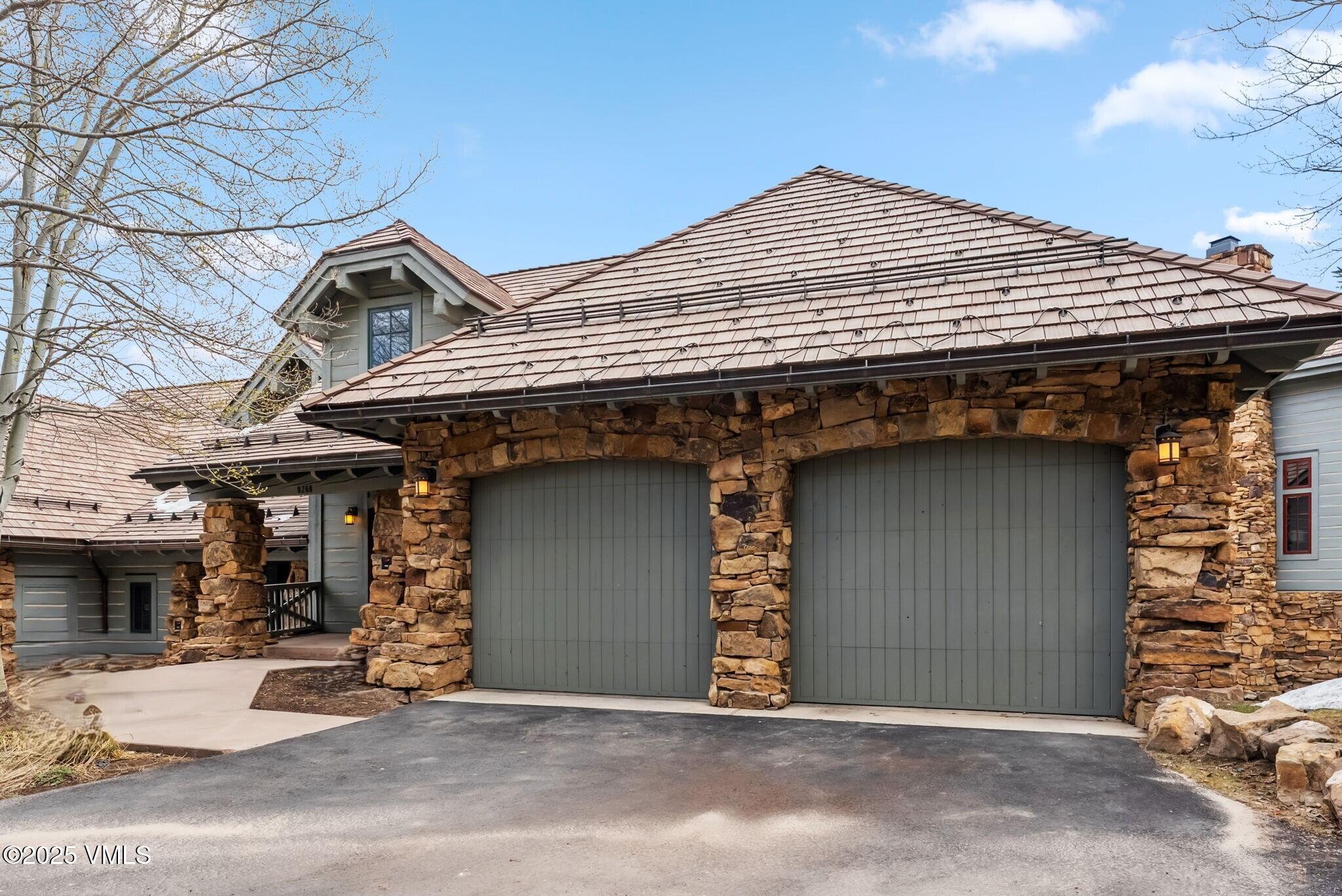 268 Bachelor Ridge Property Photo