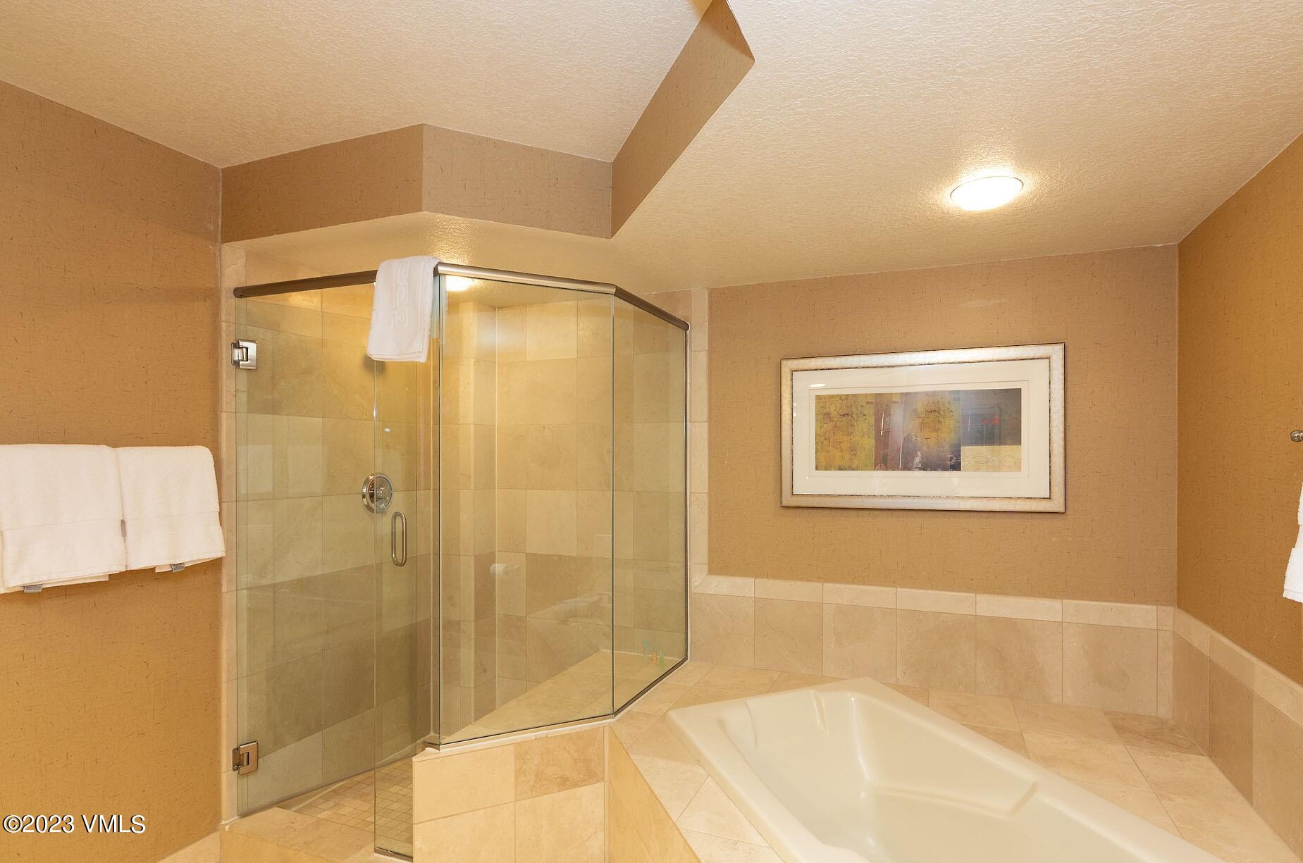 210 Offerson Road, R-223 Property Photo 21