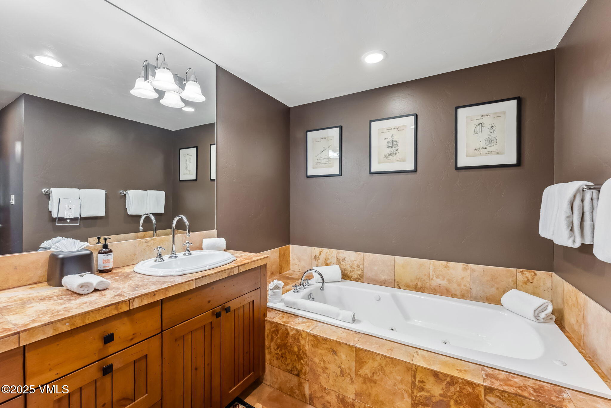 205 Bear Paw, B102 Property Photo 14