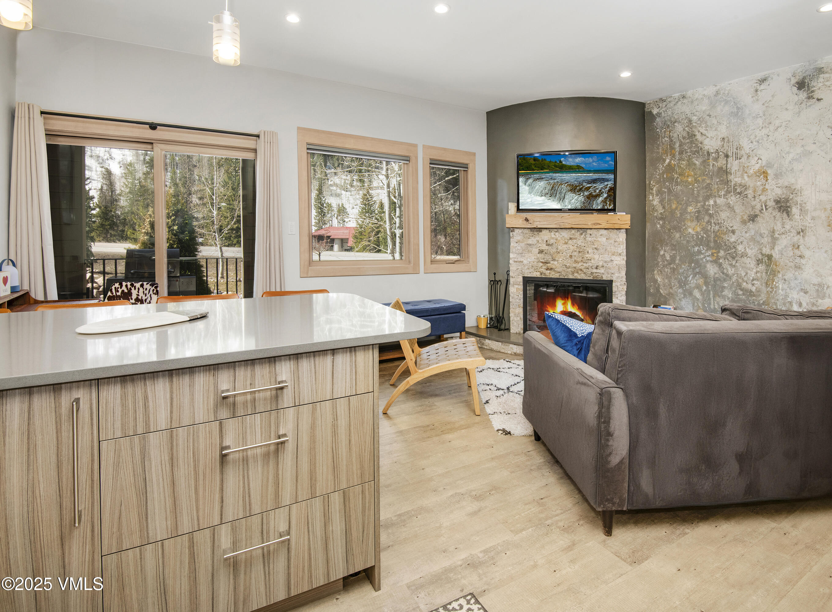 4192 Spruce Way, 109-a Property Photo 10