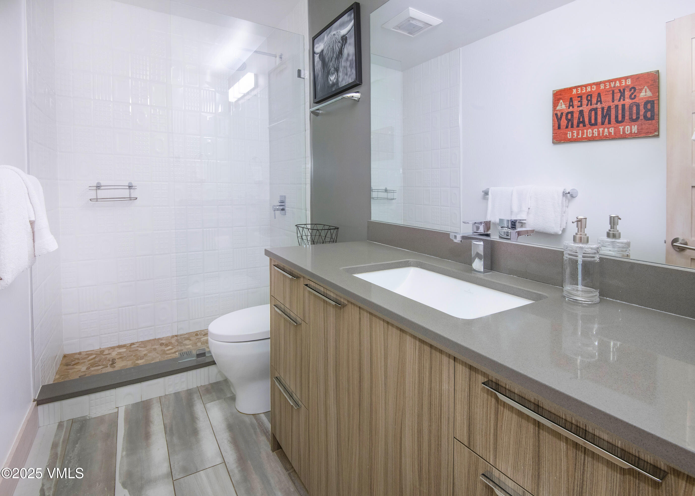 4192 Spruce Way, 109-a Property Photo 13