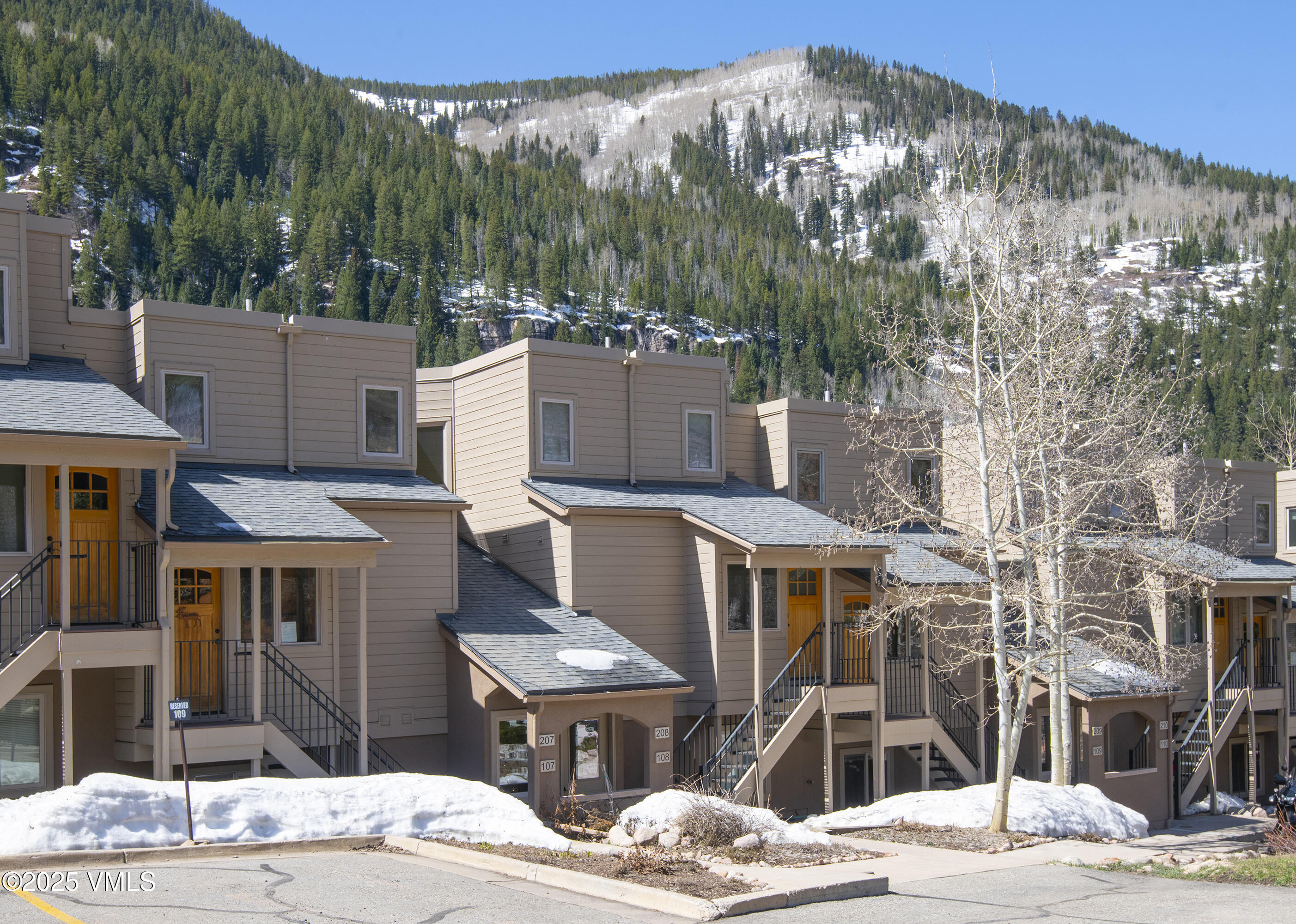 4192 Spruce Way, 109-a Property Photo 29