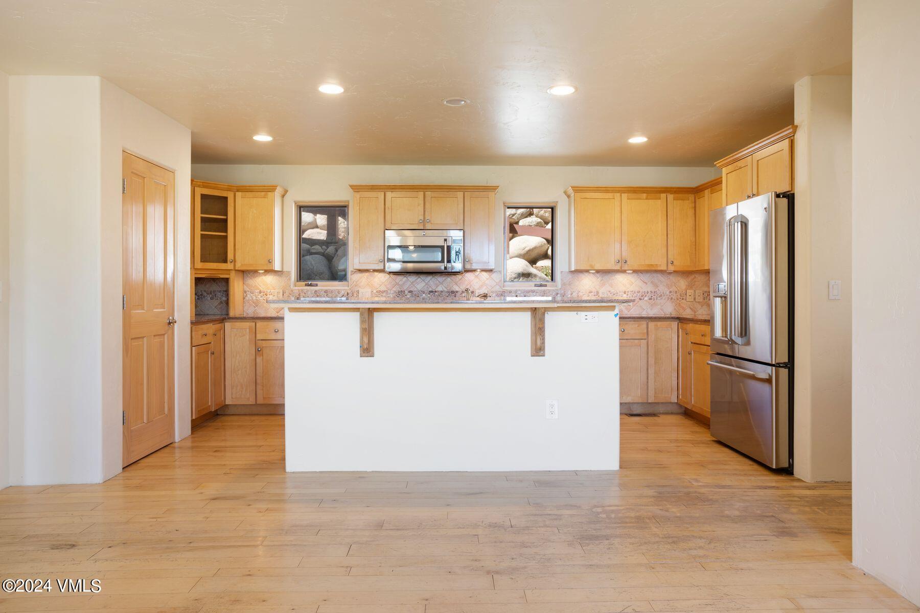 4765 Wildridge Road Property Photo 8