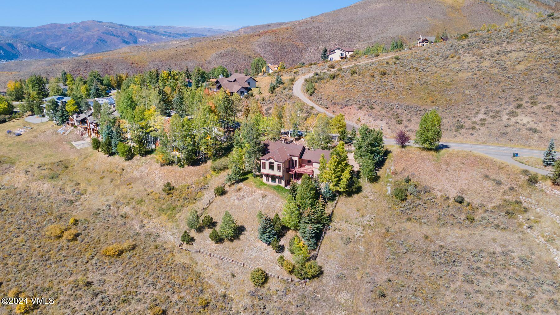 4765 Wildridge Road Property Photo 11