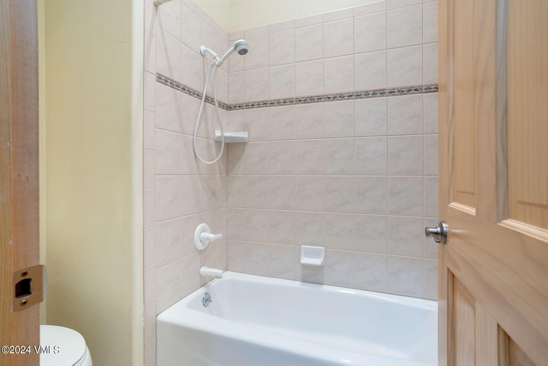 4765 Wildridge Road Property Photo 36