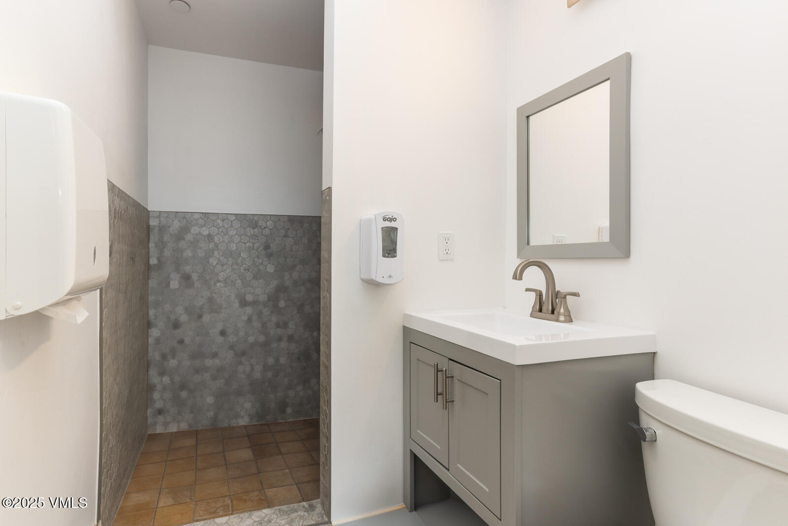 137 Main Street, G004 Property Photo 14
