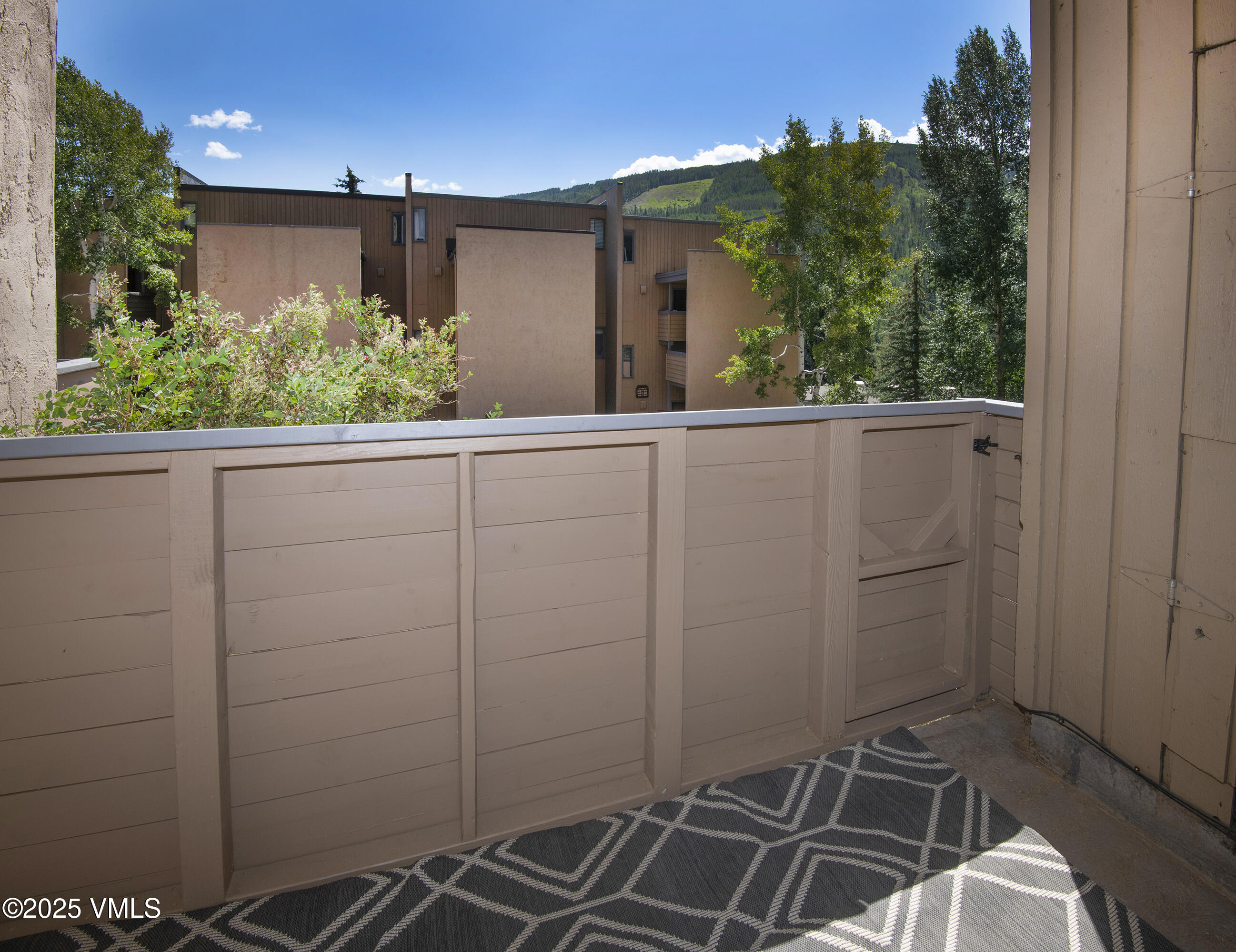 1136 Sandstone Drive, A104 Property Photo 16