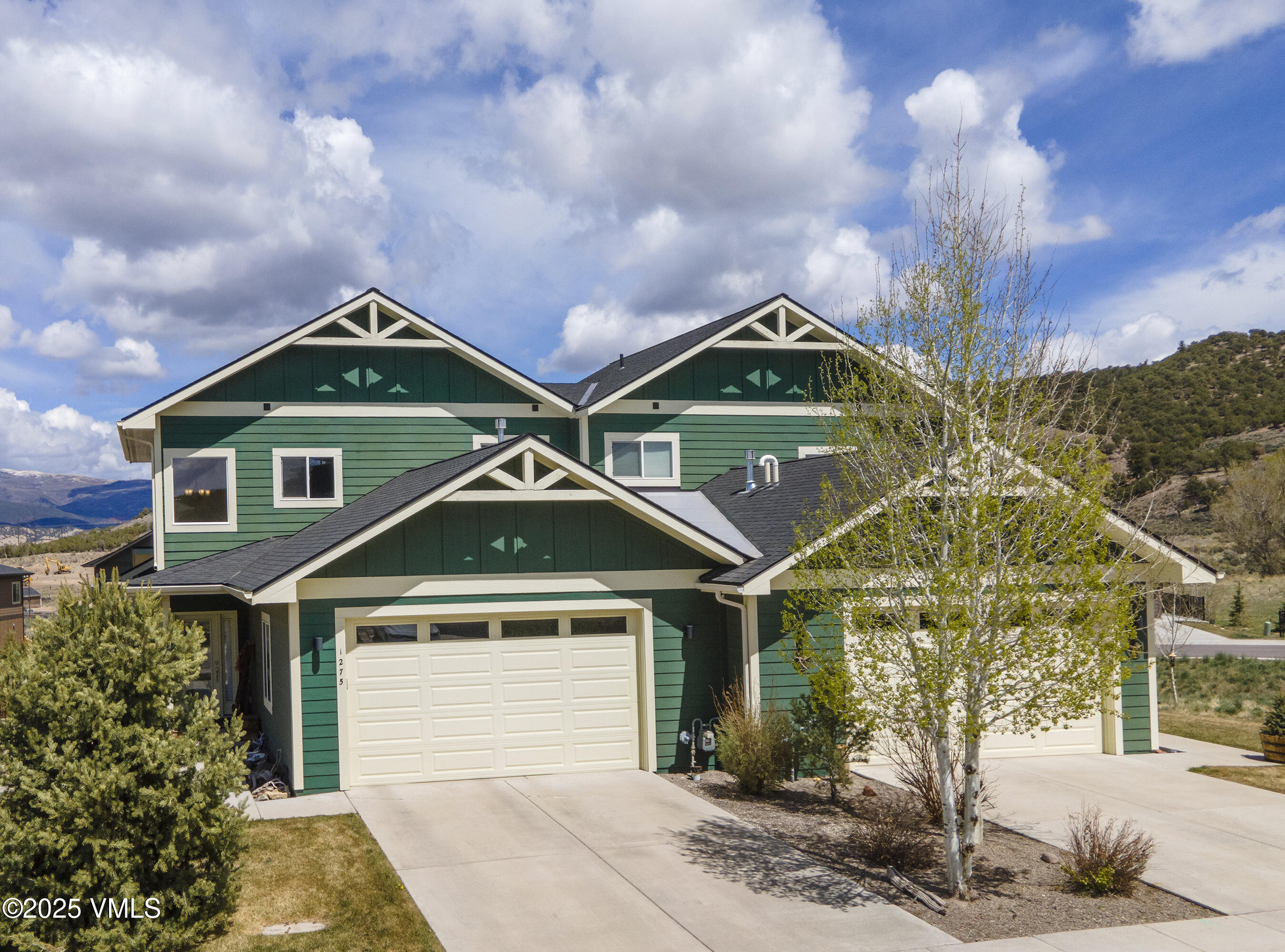 1275 Hawks Nest Lane Property Photo 1
