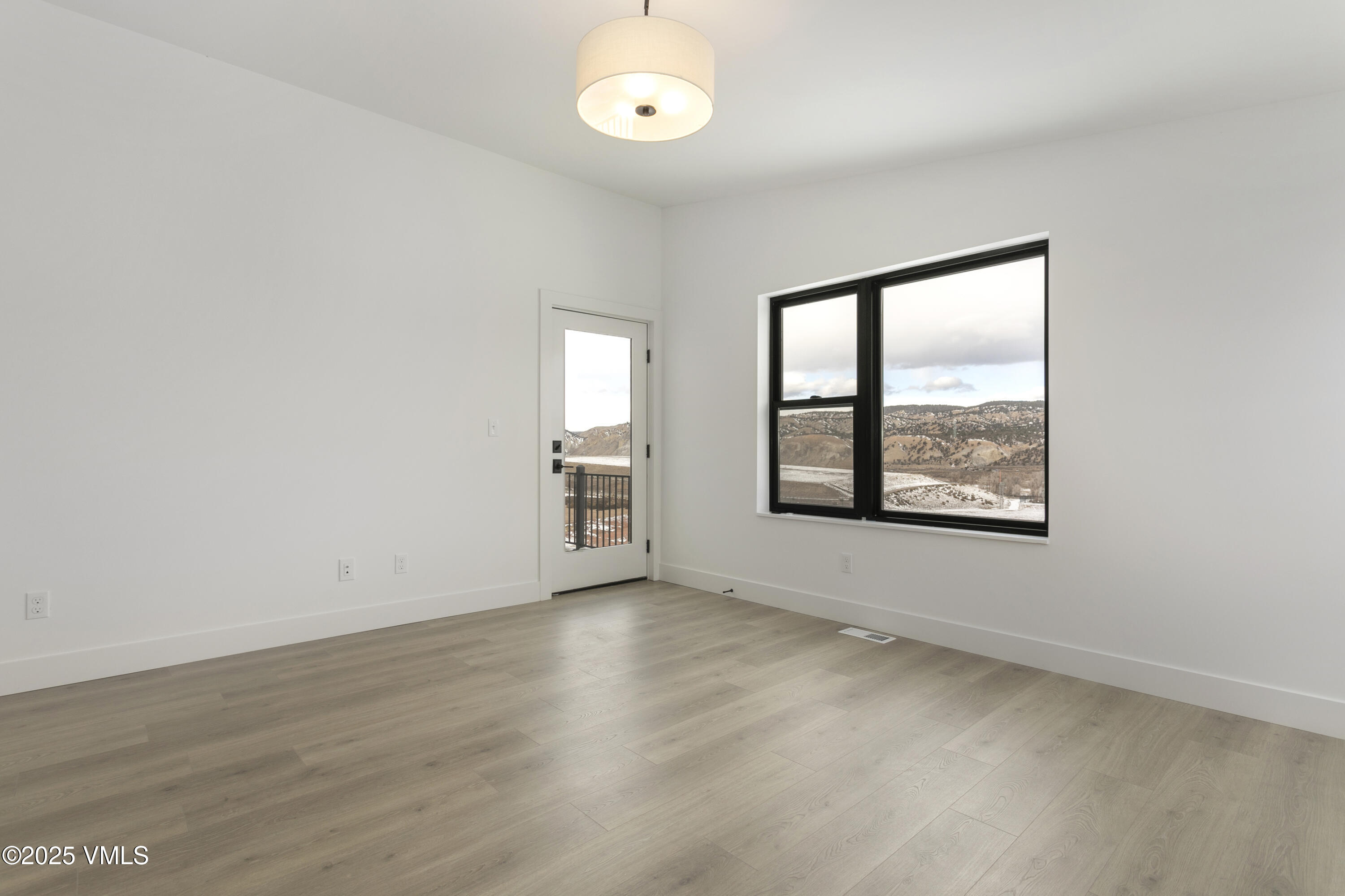 142 Spearstone Avenue Property Photo 17