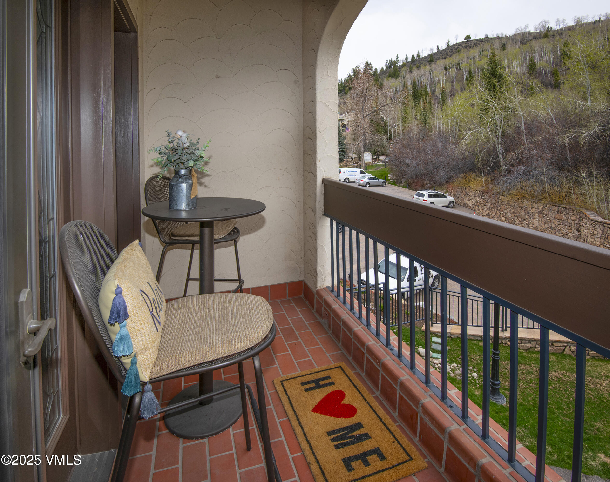 120 Offerson D330 Property Photo 25