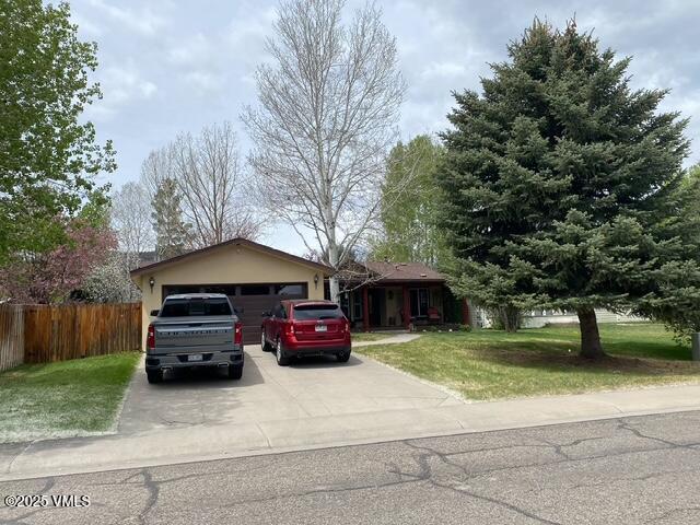 102 Aspen Grove Property Photo 1