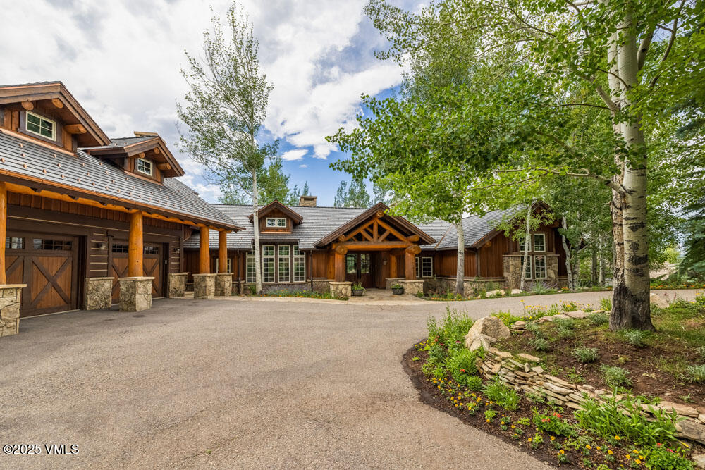 37 Aspen Meadows Road Property Photo 1