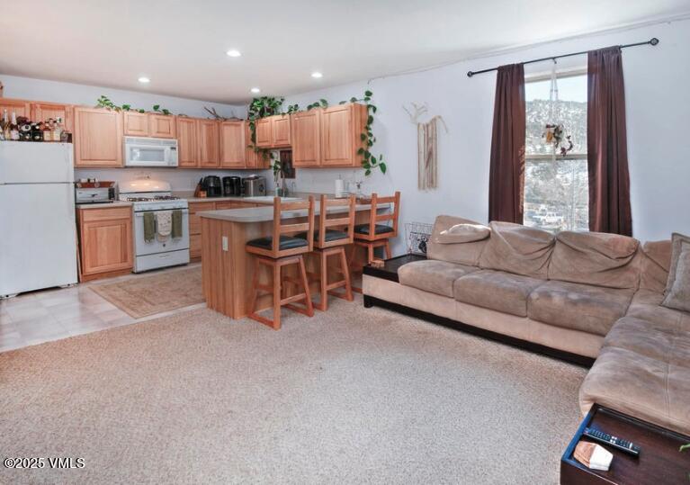 1040 Chambers Avenue, 3 Property Photo 14