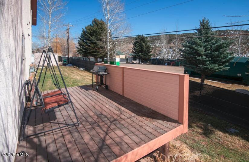 1040 Chambers Avenue, 3 Property Photo 19