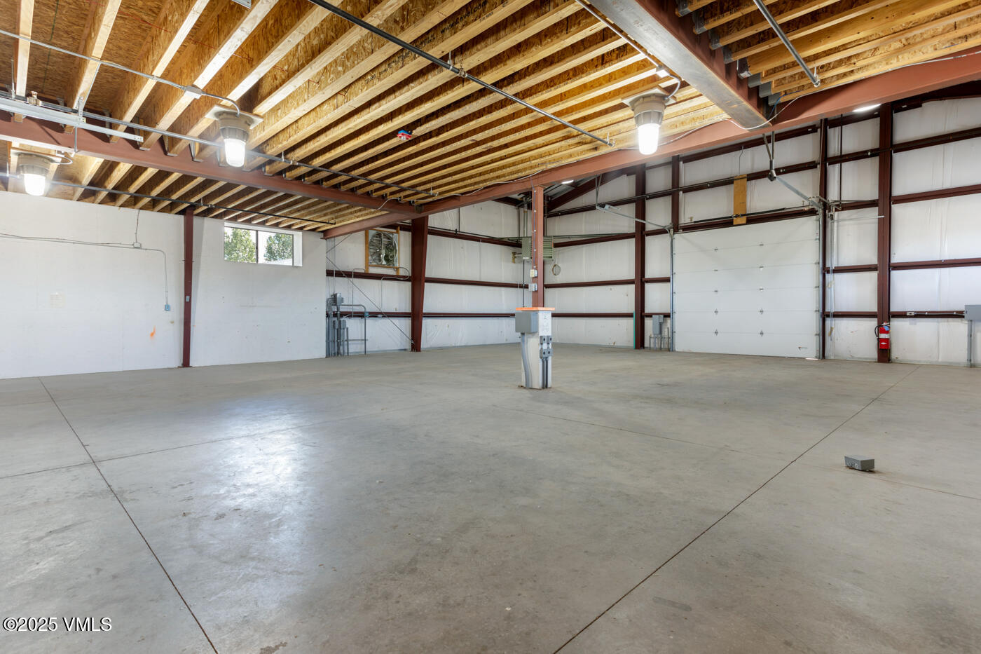 285 Spring Creek Circle Property Photo 6