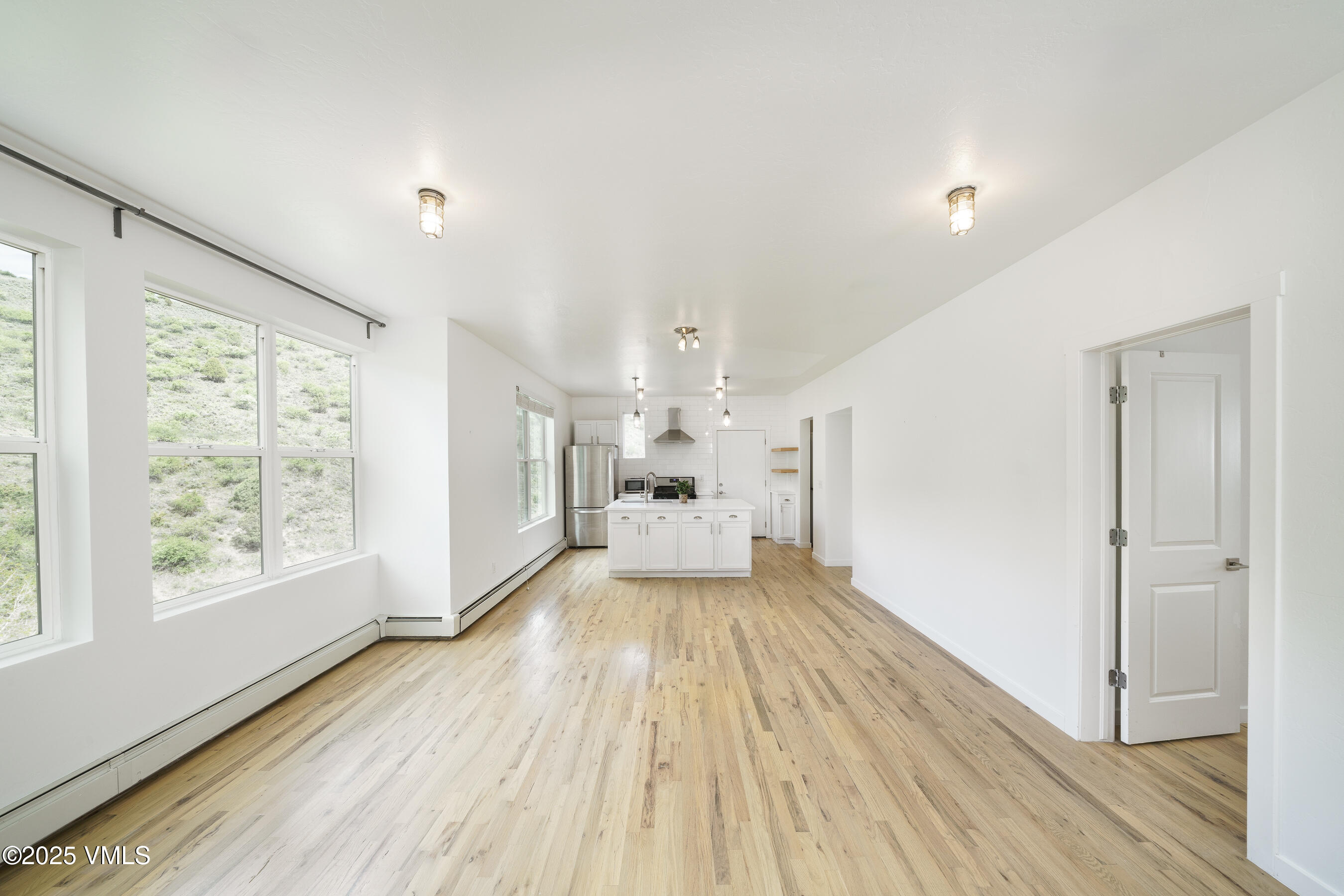 511 Metcalf, J30 Property Photo 2