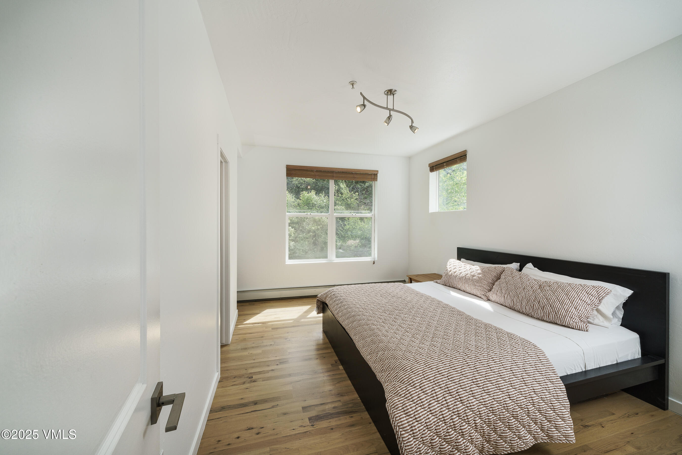 511 Metcalf, J30 Property Photo 10