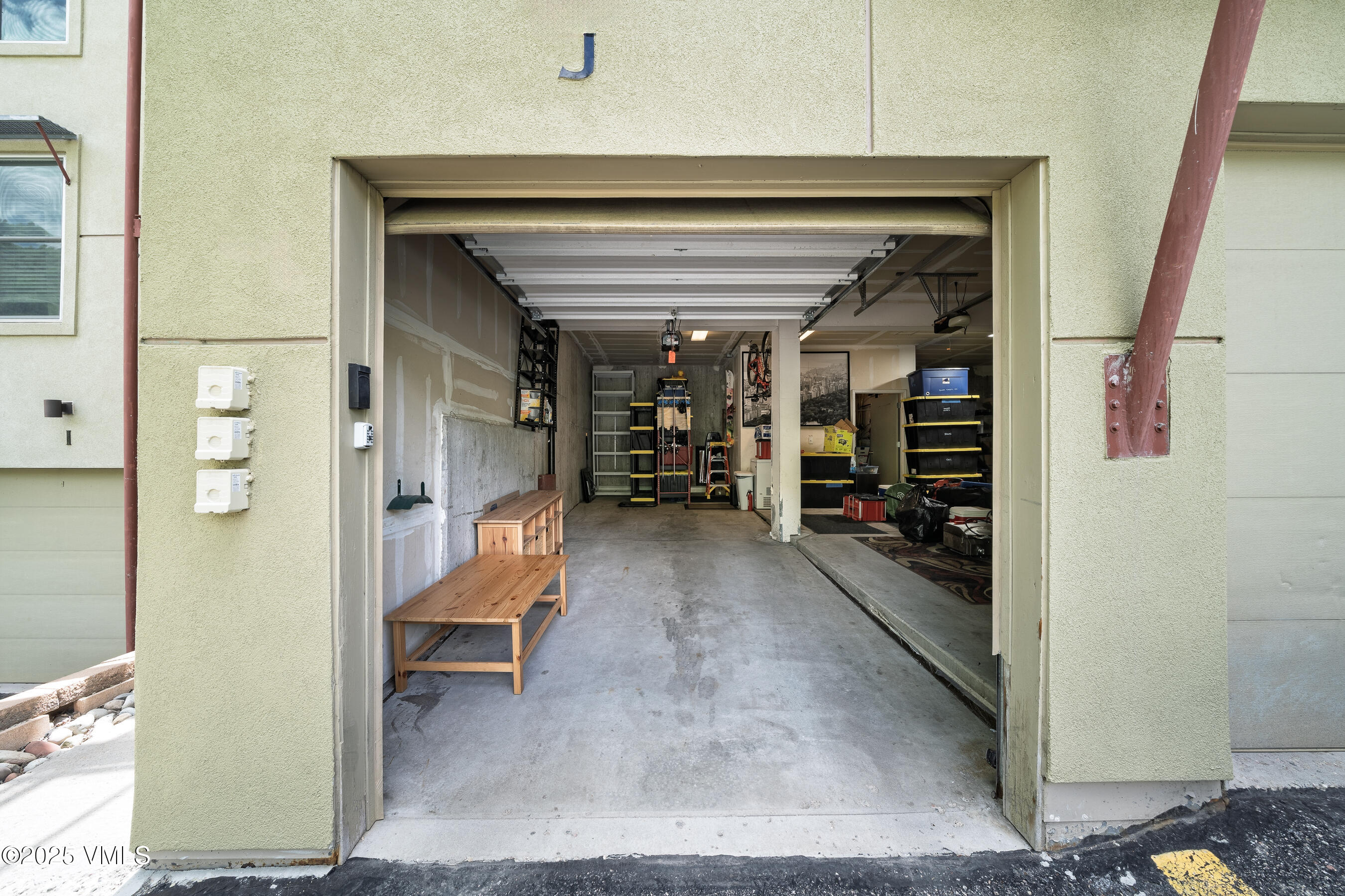 511 Metcalf, J30 Property Photo 11