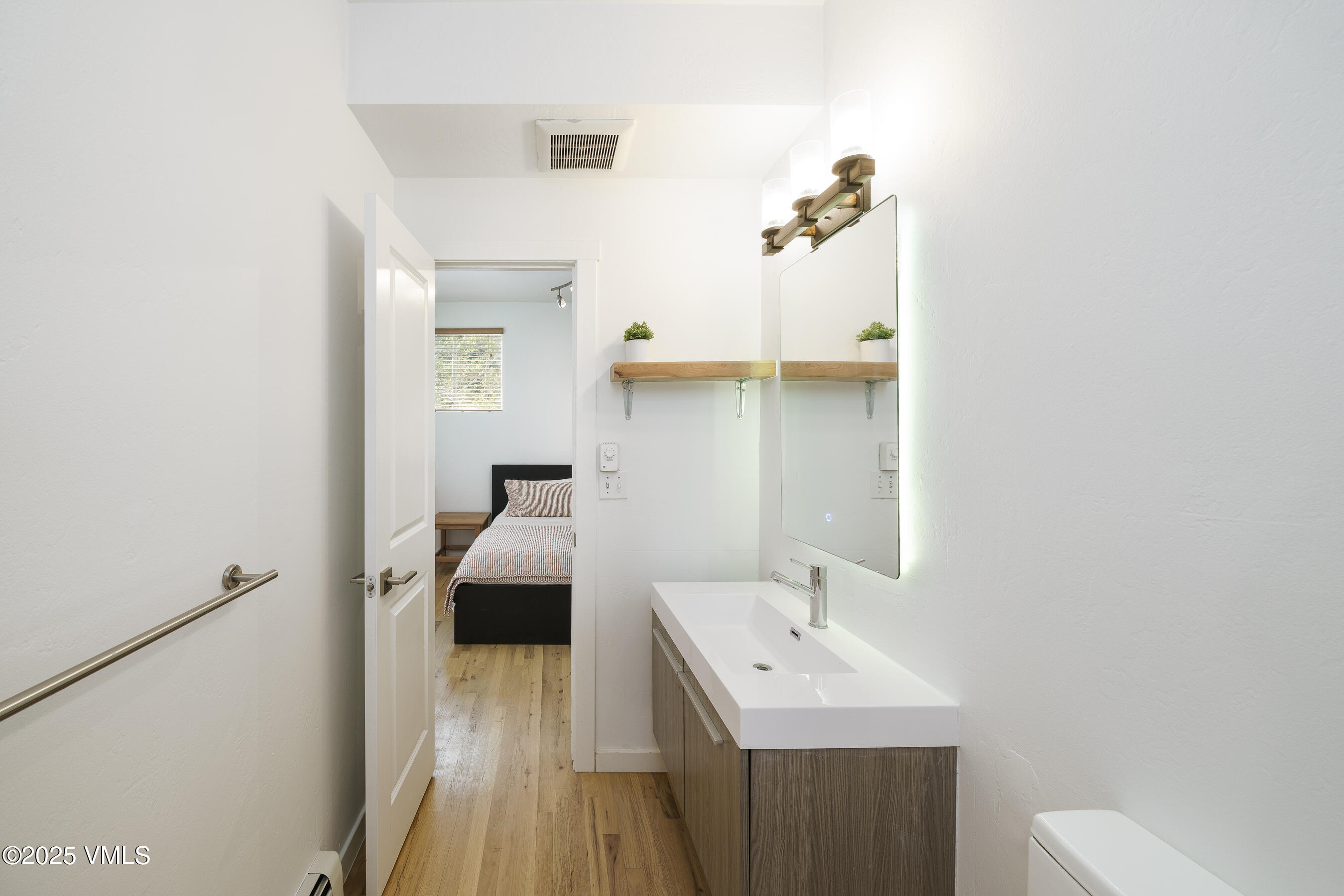 511 Metcalf, J30 Property Photo 18