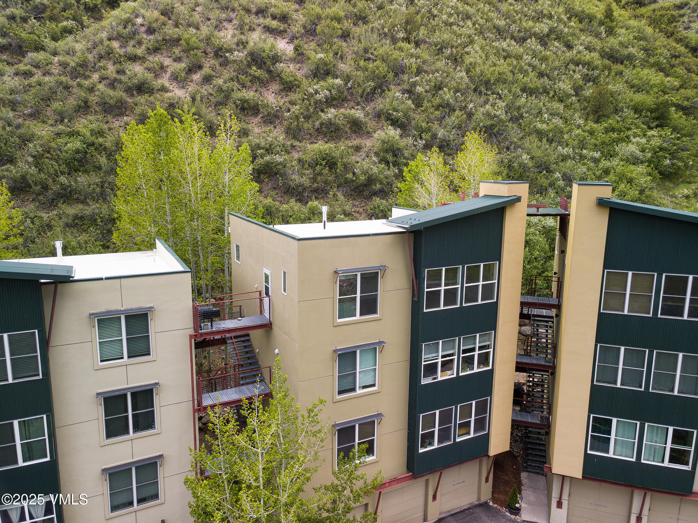 511 Metcalf, J30 Property Photo 30