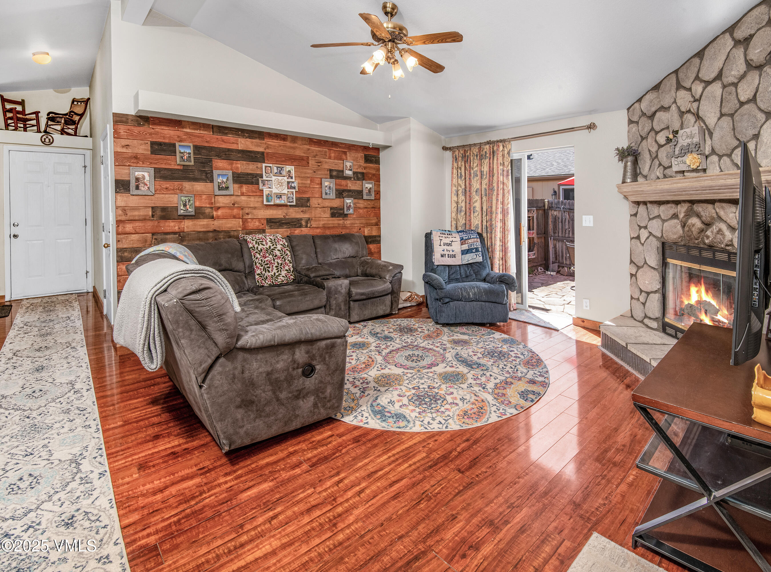 103 Pinon Street Property Photo 2