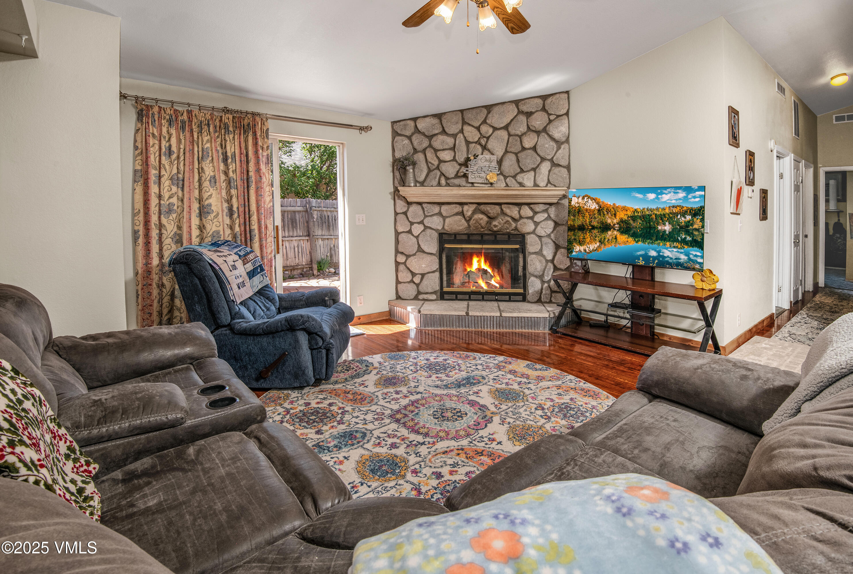 103 Pinon Street Property Photo 4