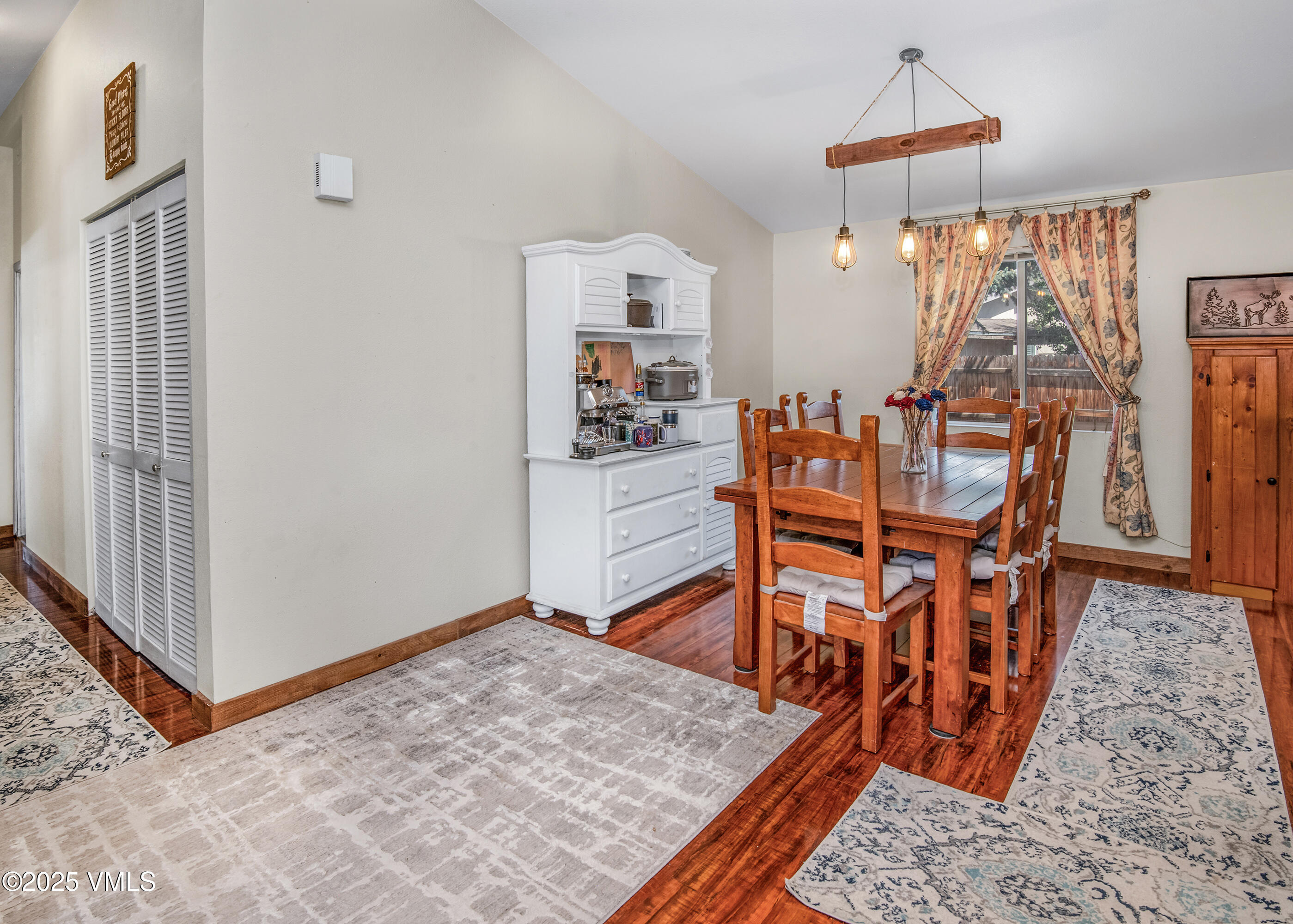 103 Pinon Street Property Photo 6