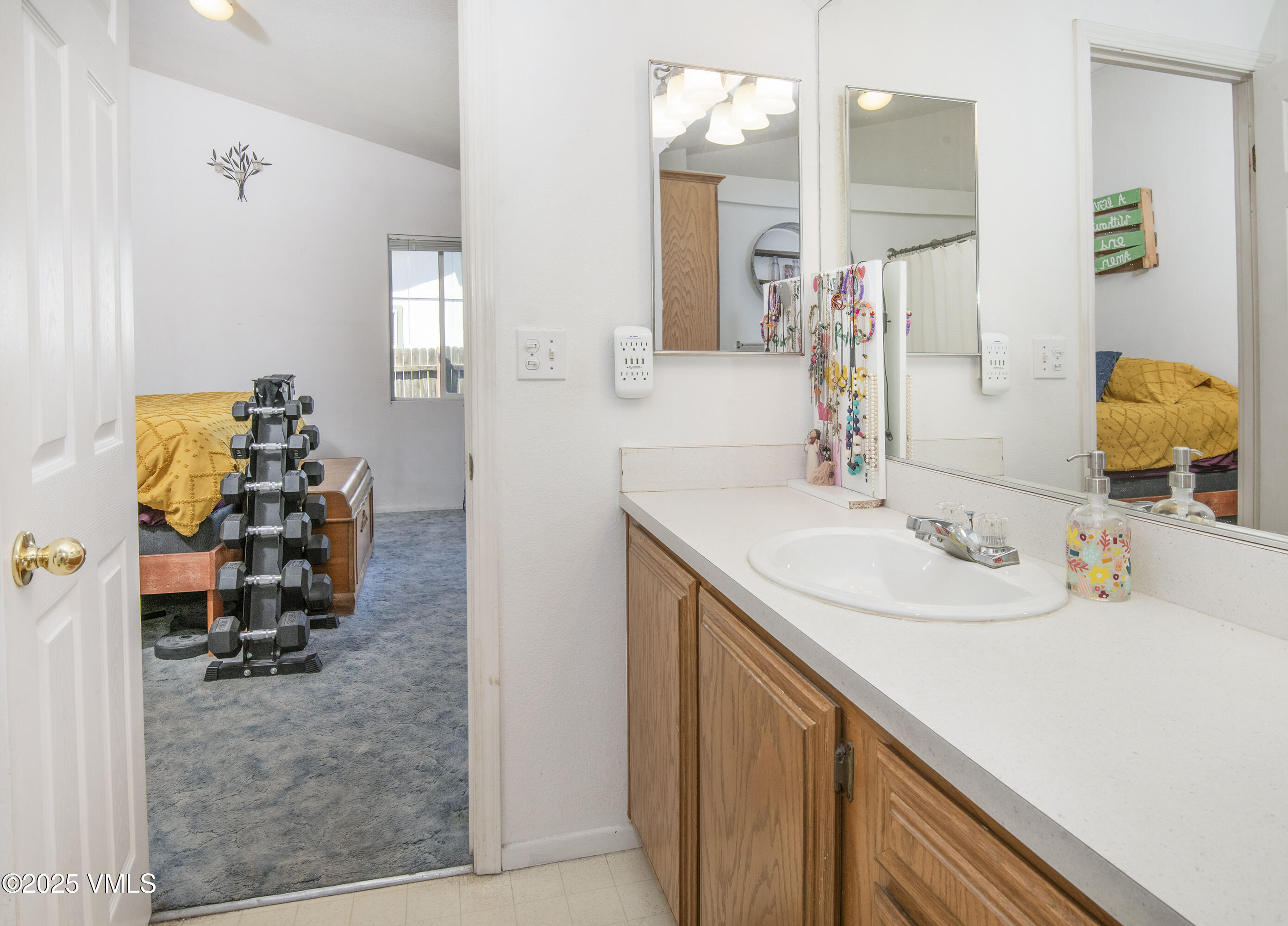 103 Pinon Street Property Photo 17