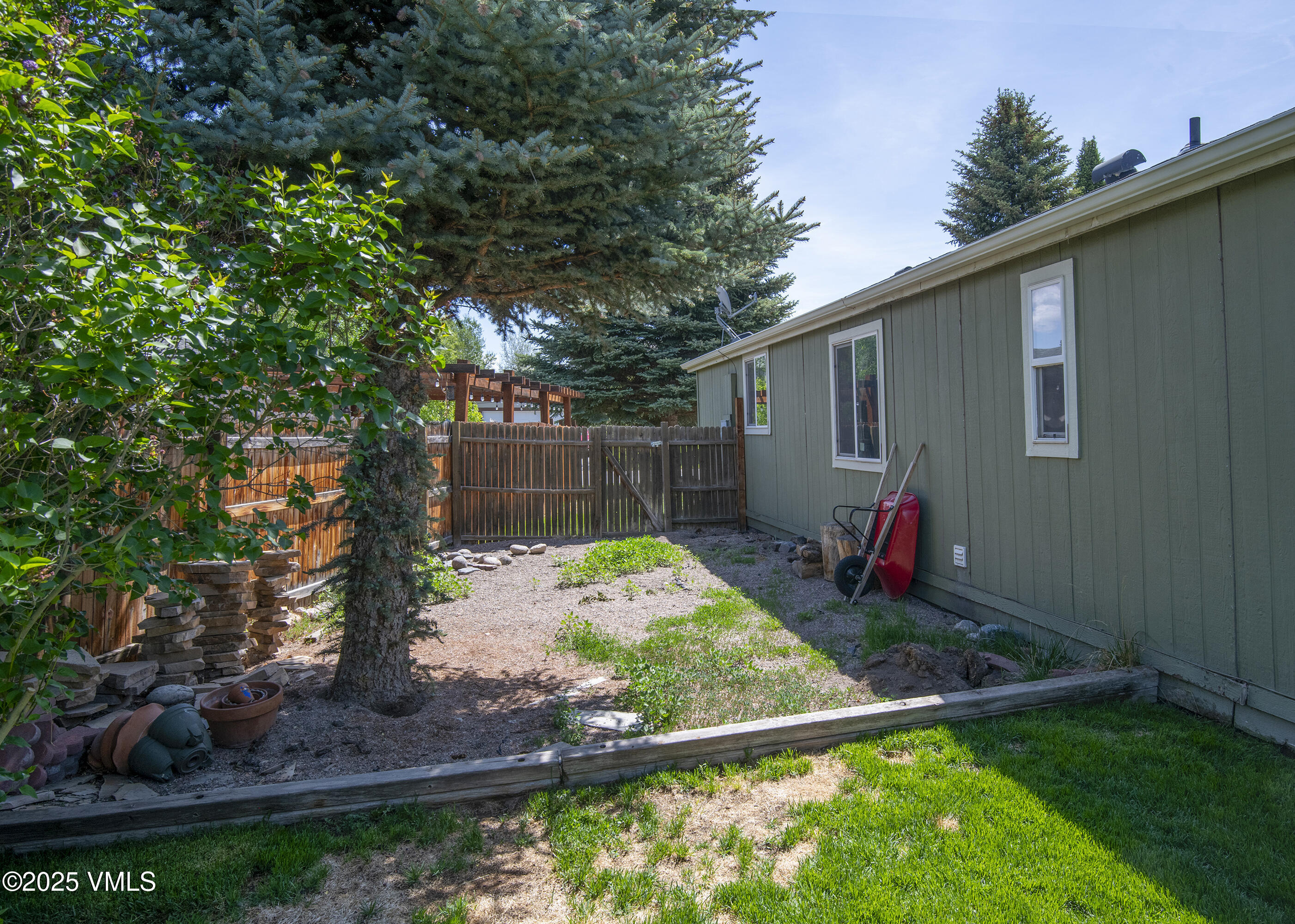 103 Pinon Street Property Photo 22