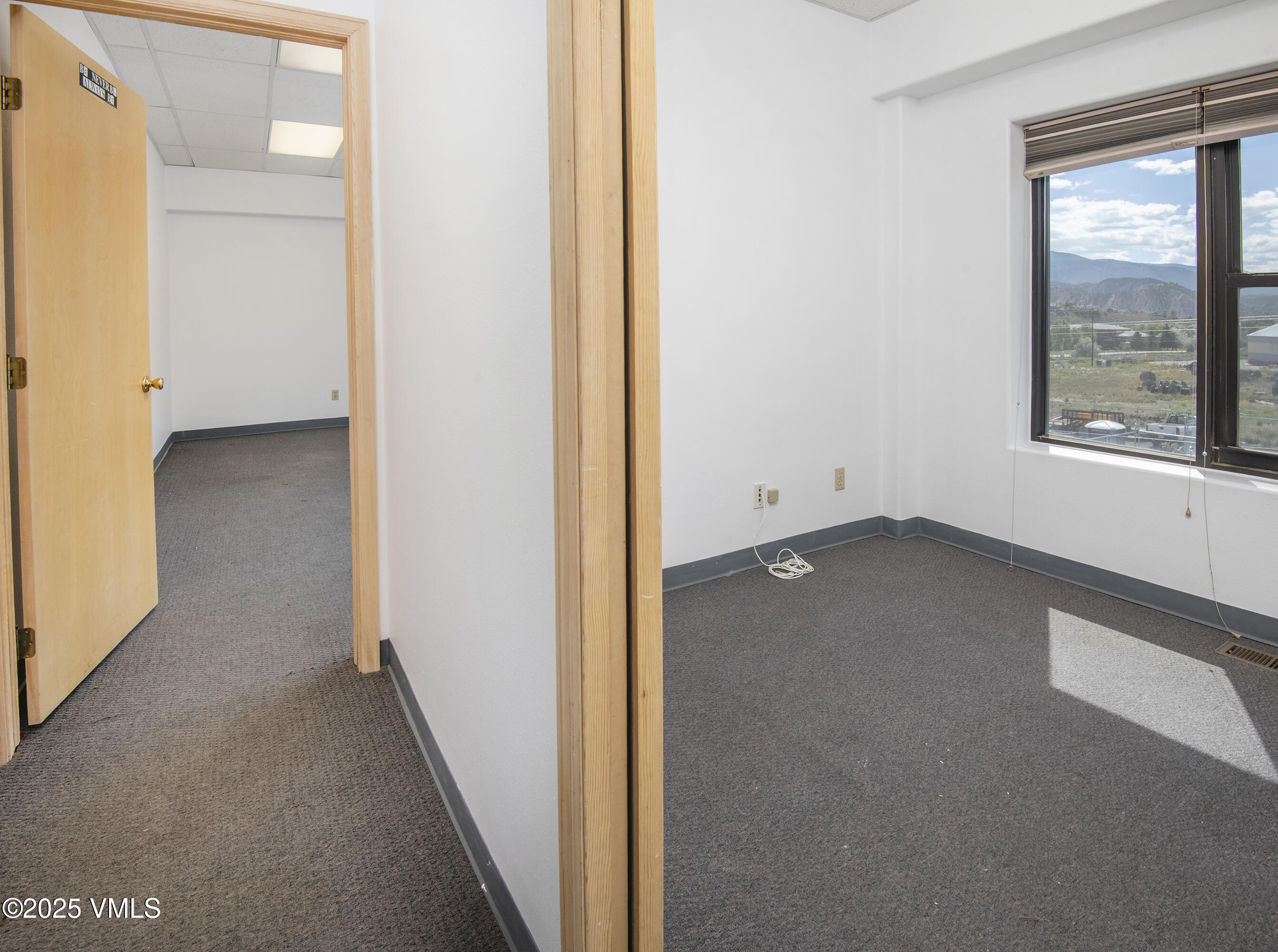 936 Chambers, A6 Property Photo 6