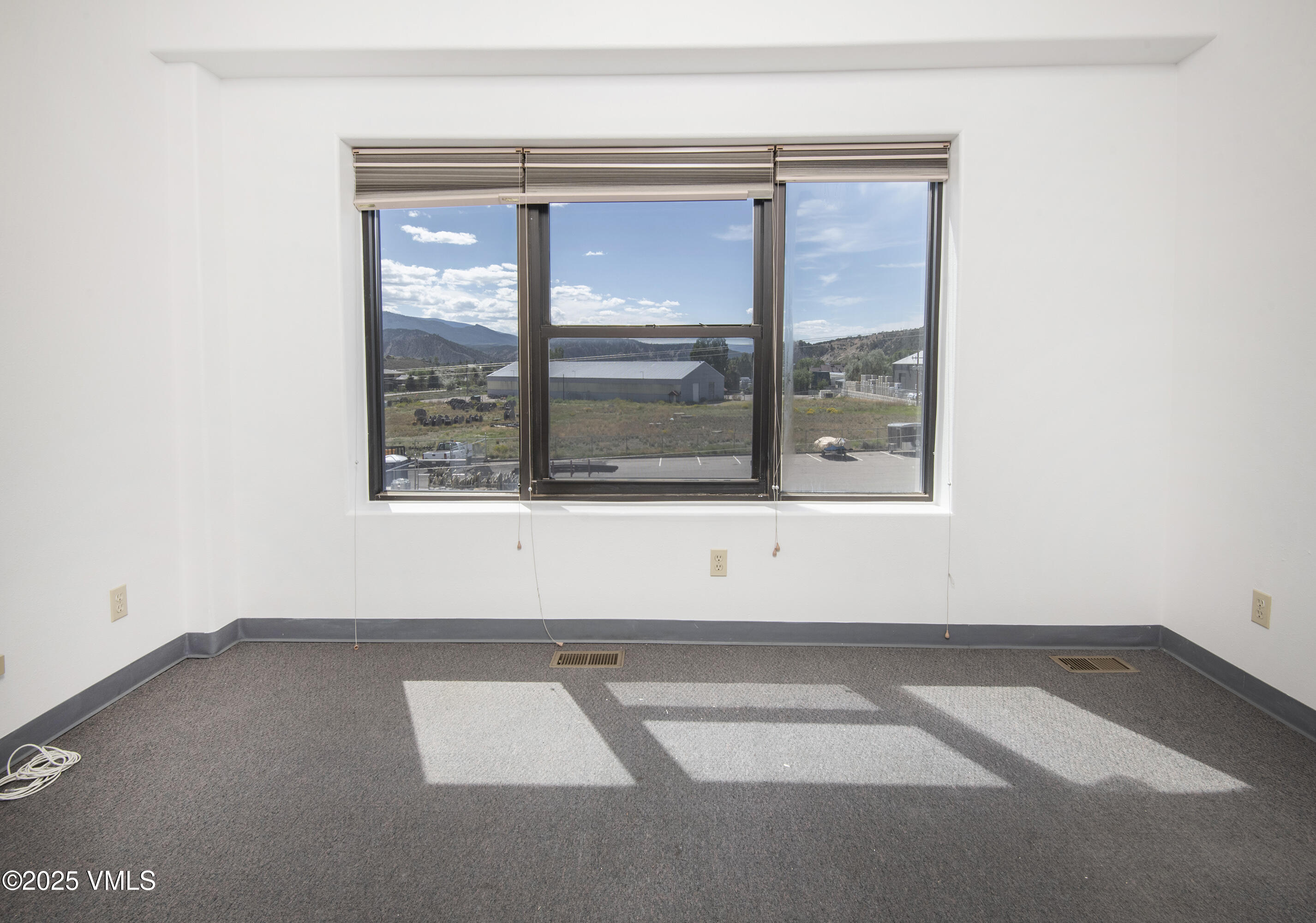 936 Chambers, A6 Property Photo 7